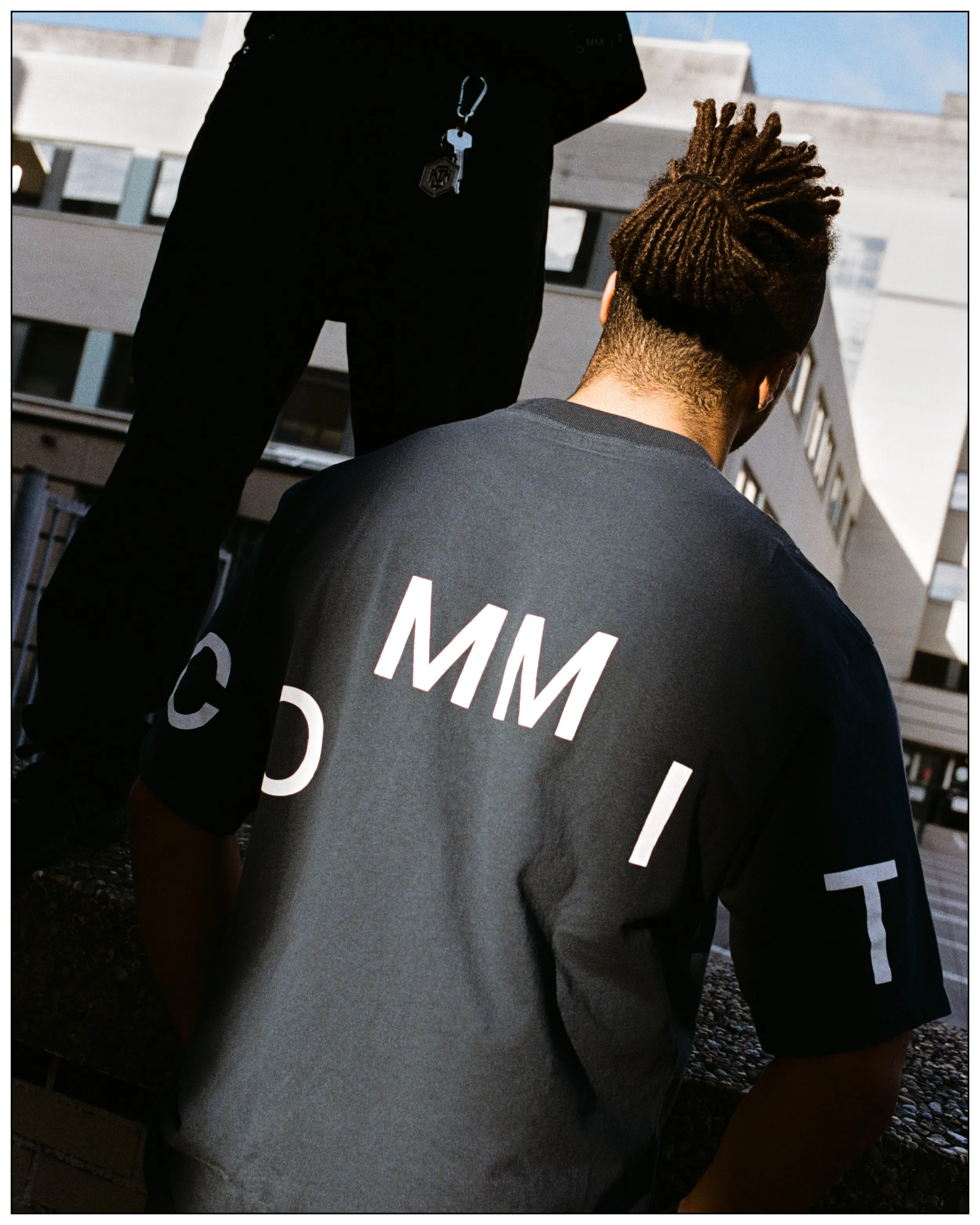 COMMIT LOOKBOOK86.jpg