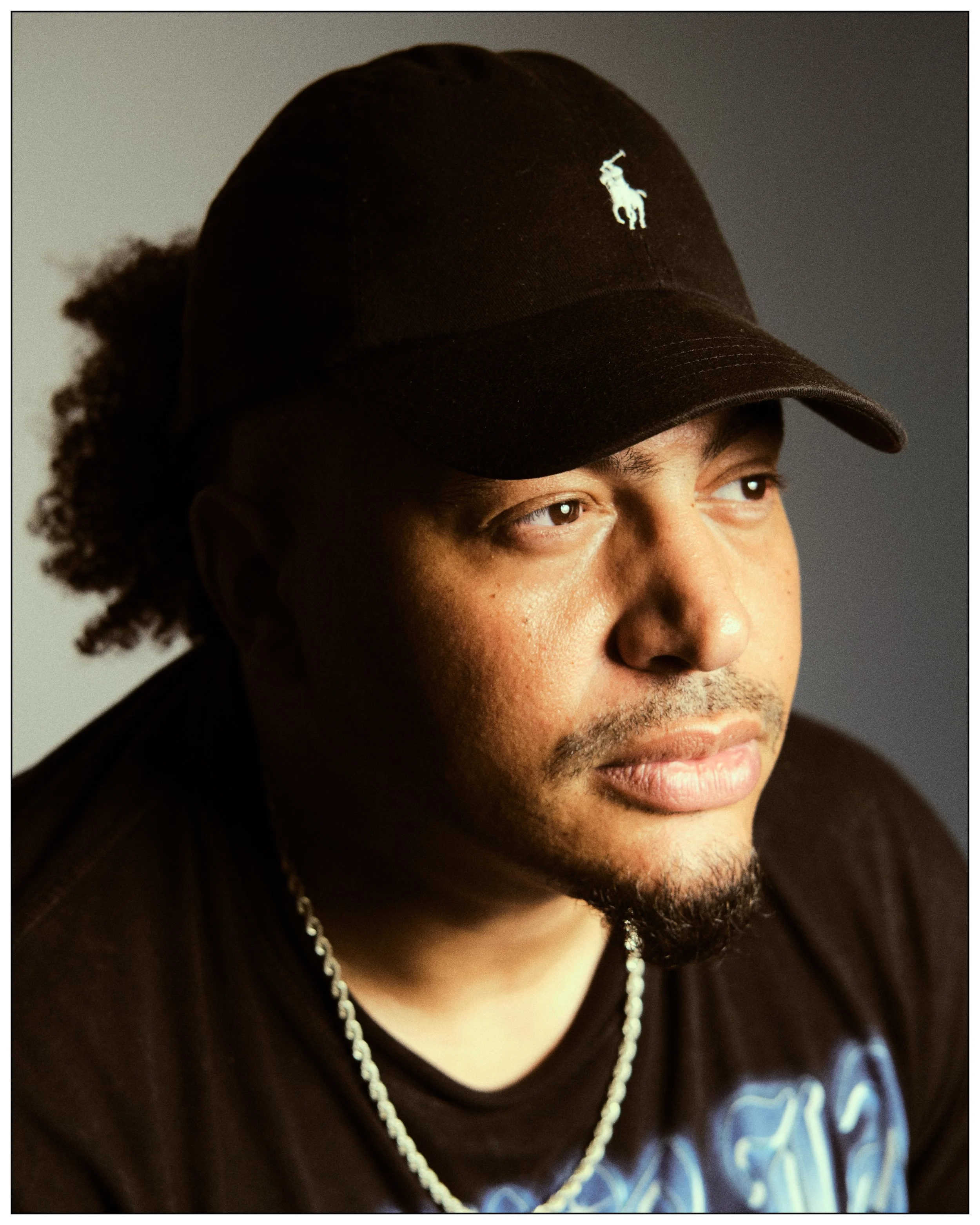 FRESKU COVER + PORTRET2.jpg