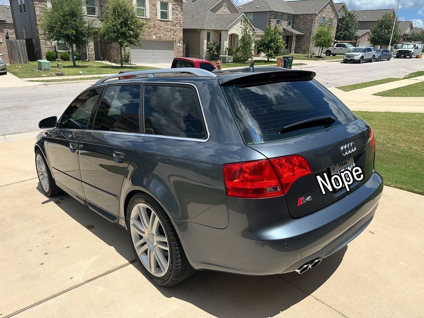 2007 Audi S4 Avant Exterior detail and Clay bar