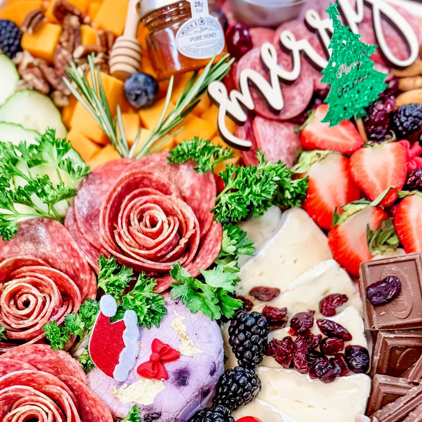 We hope everyone had the best Thanksgiving! 🧡 After a much-needed couple days to breathe (November was wild), we&rsquo;re officially back and rolling into the busiest, most magical month of the year. ✨

We have a few spots left for holiday grazes an