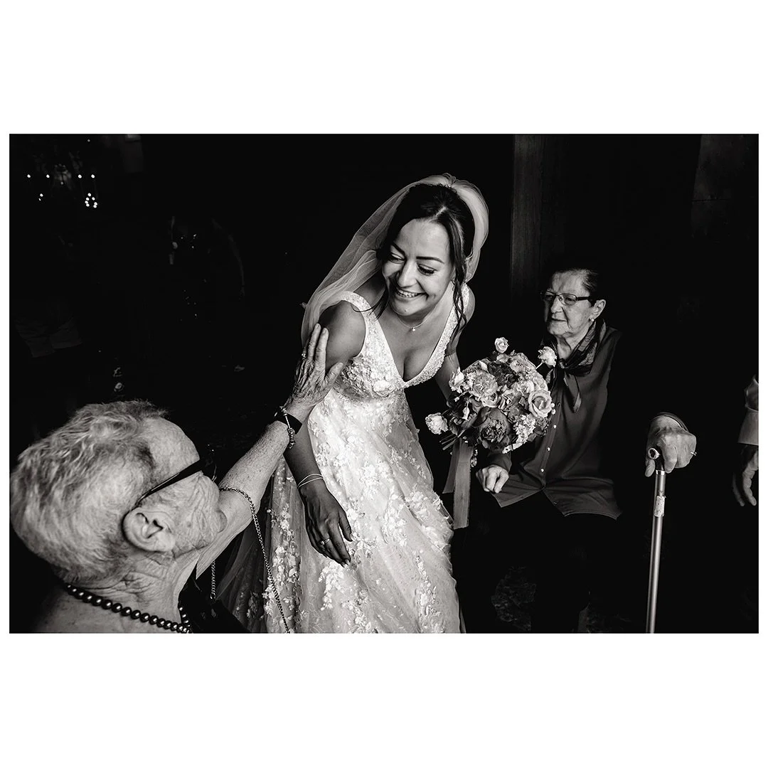 Manon &amp; Maxime, Ch&acirc;teau de Clairvans 2025

#chateaudeclairvans #mariage #weddingday #weddingphotography #wpja #thisisreportage #weddingphotoinspiration #photographemariagejura #photographemariagebourgogne #photographemariagesuisse #bridetob
