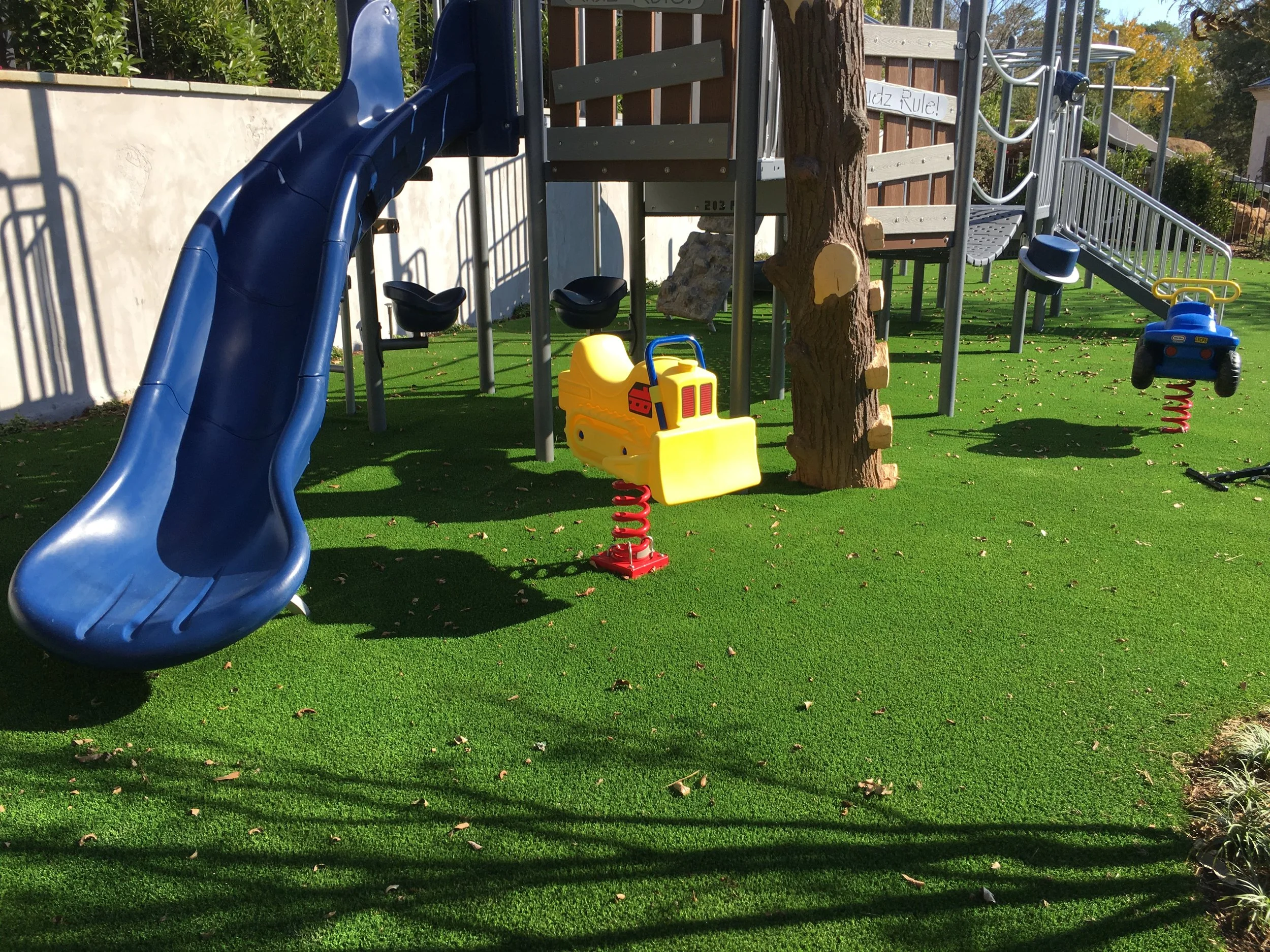 heritage-synthetic-turf-playground.JPG