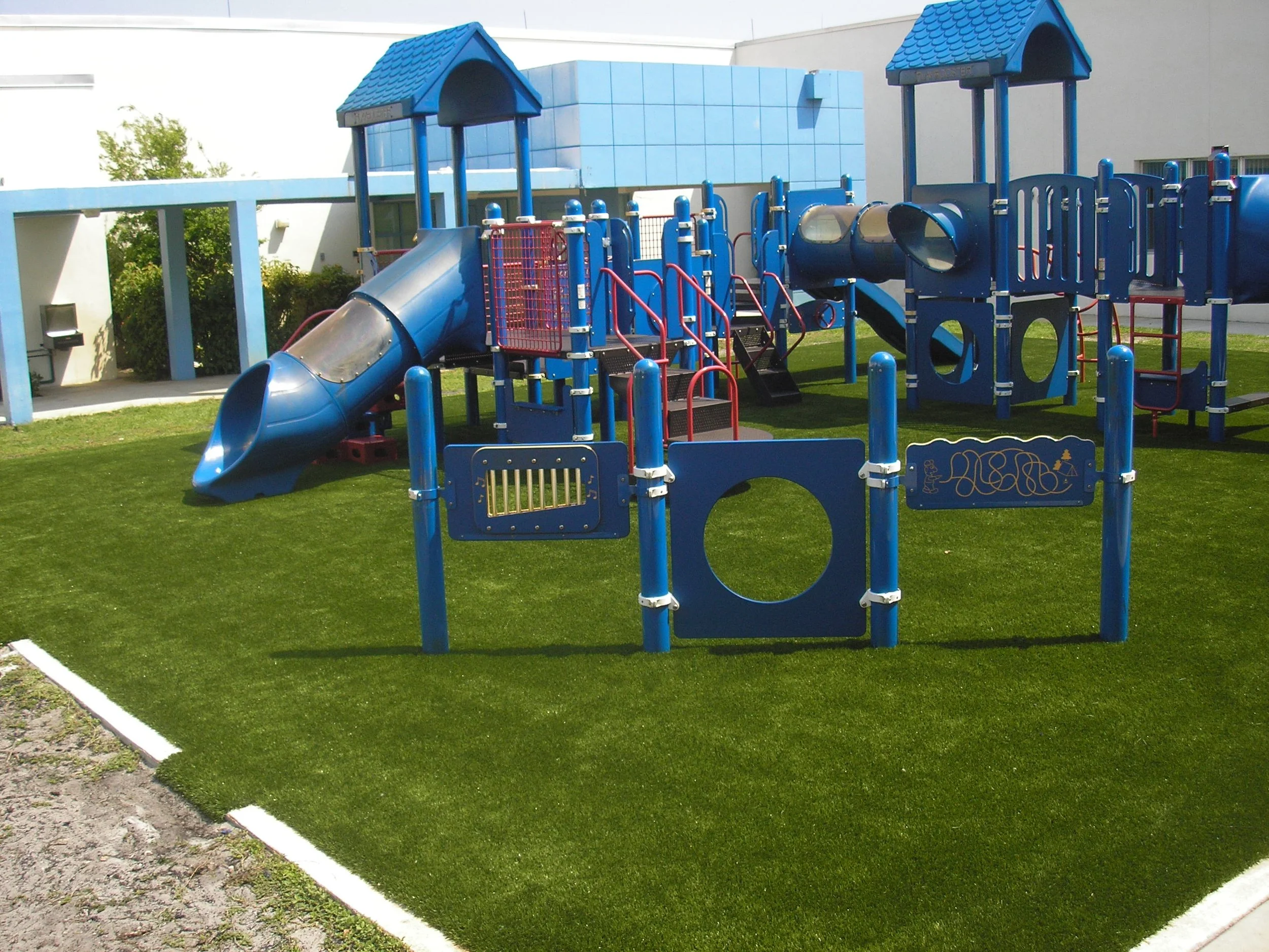 heritage-synthetic-turf-playground-4.JPG