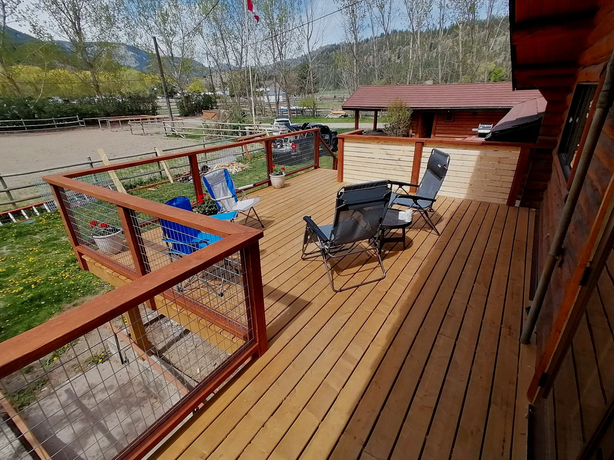 Decks and Patios icon