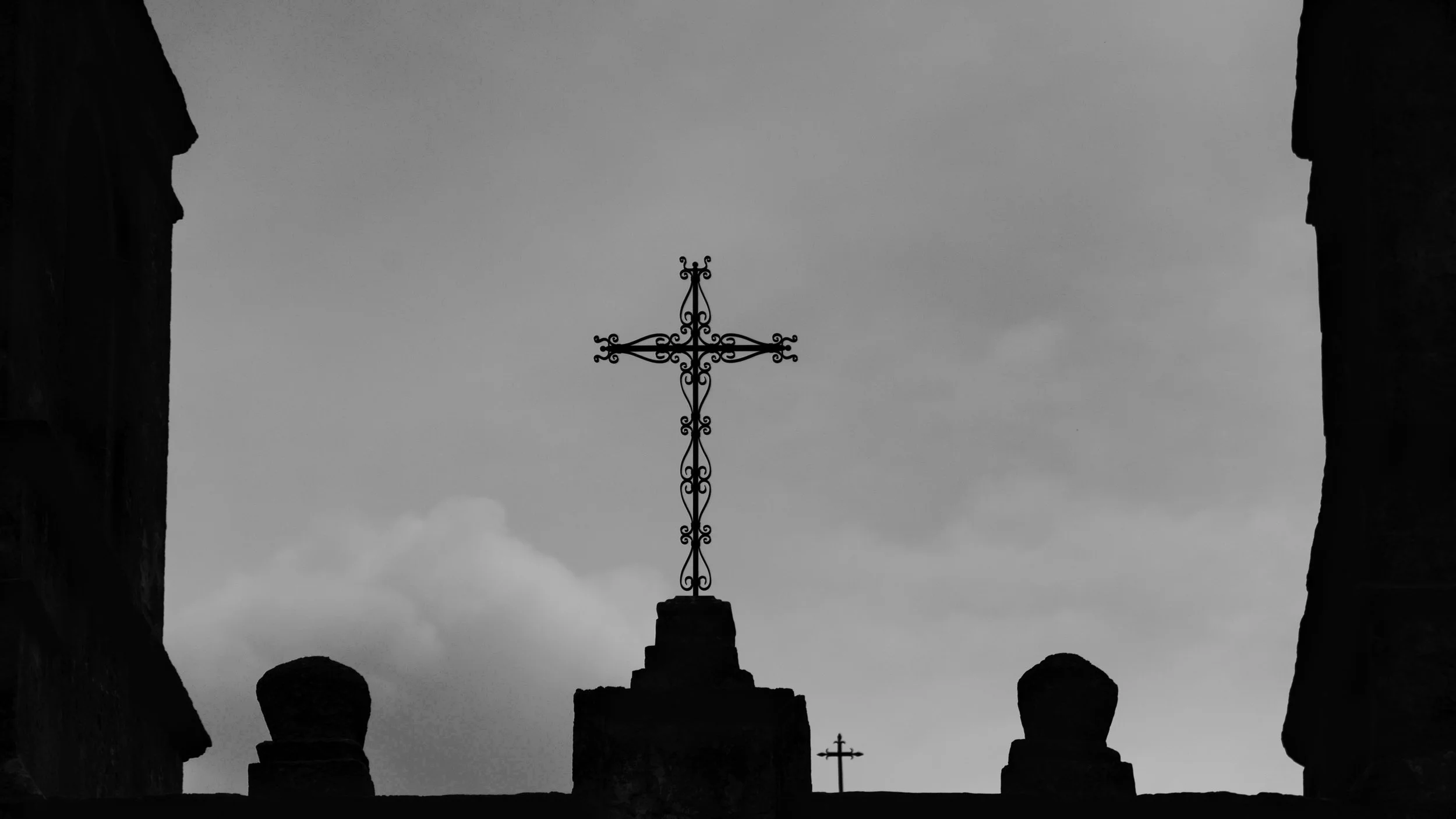 PJ1_9401_San Jose Cross_BW.jpg