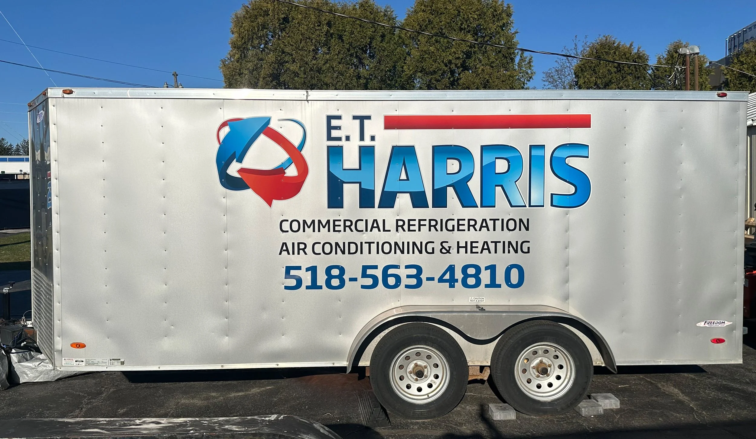 ET Harris and Son Trailer 1.jpg