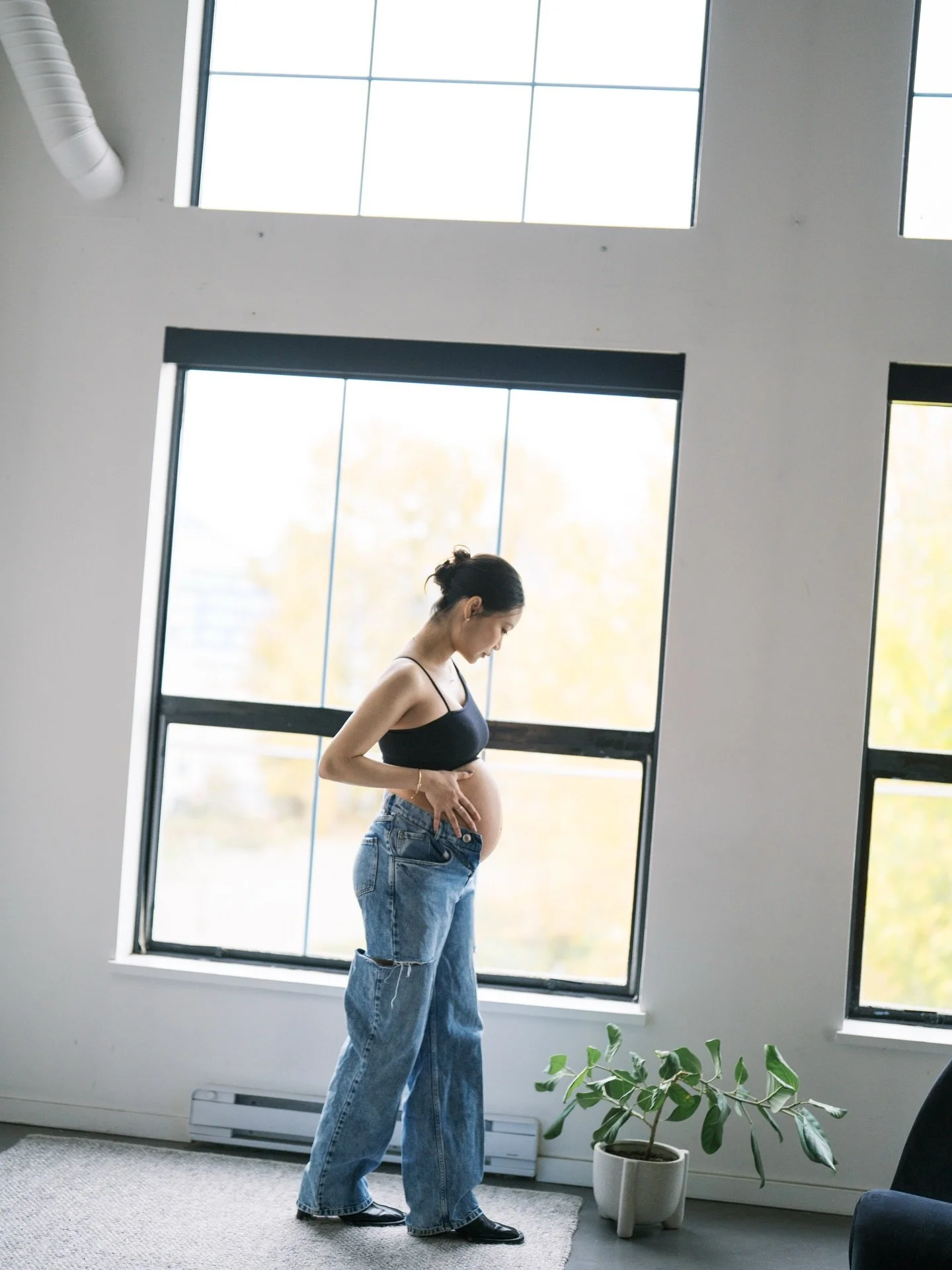 She told me she was coming from Seattle just for this session.
Feeling really really grateful for all my clients who travel from Seattle and even from China to find me.
It means more than I can put into words🤍
.
.
.
#vancouverphotographer 
#vancouve