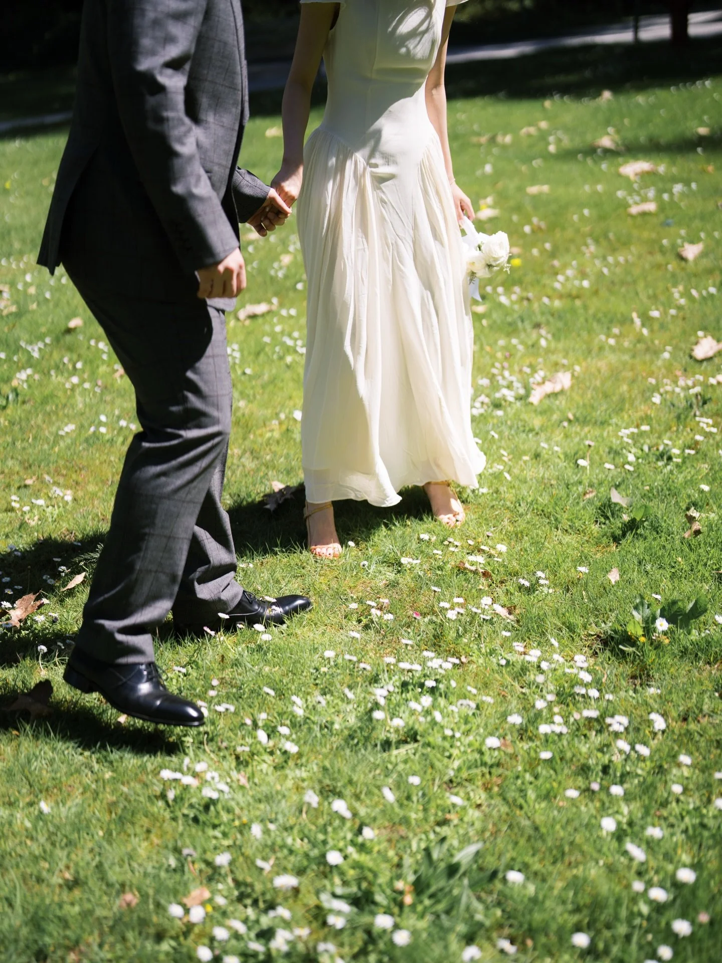 T&amp;S's intimate wedding
.
.
.
#vancouverphotographer 
#vancouverweddings 
#vancouverweddingphotographer 
#filmphotography 
#filmweddingphotographer