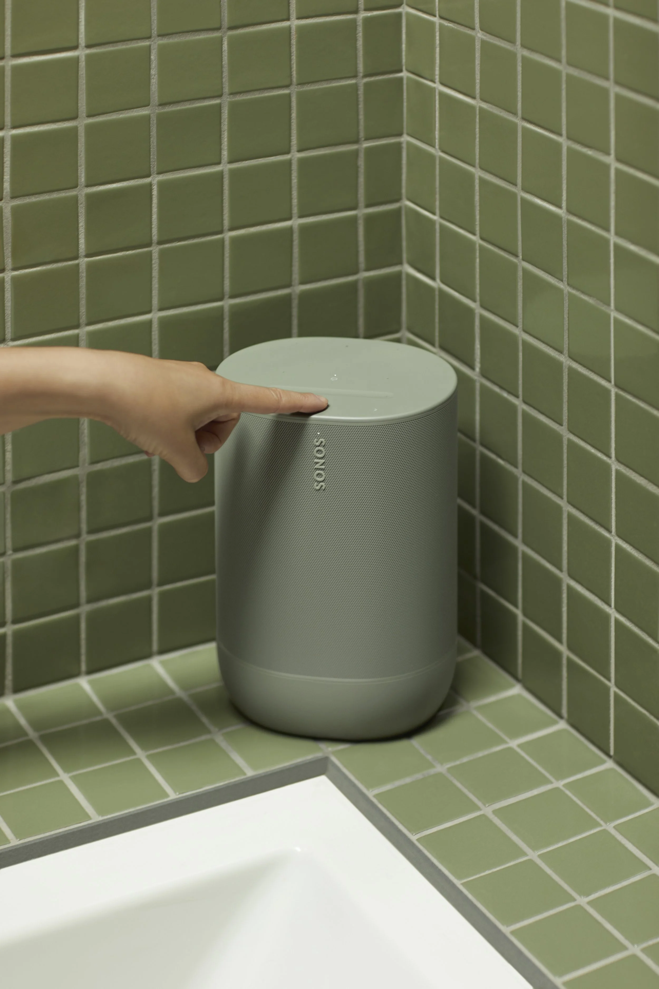 E258_432271_IMG_0373_v02_HR (3).jpg