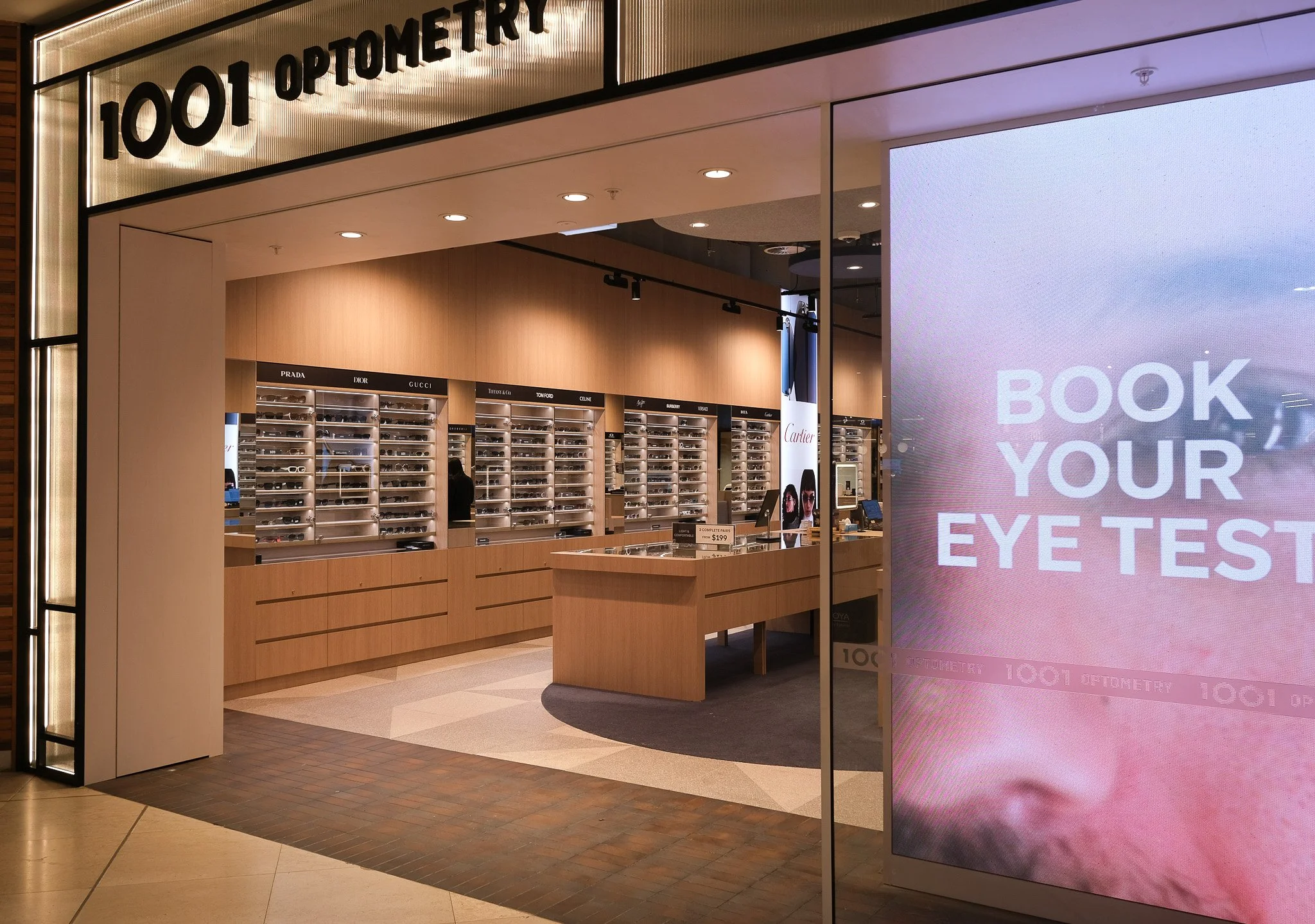 TGI_1001_Retail Interior Design_02.jpg
