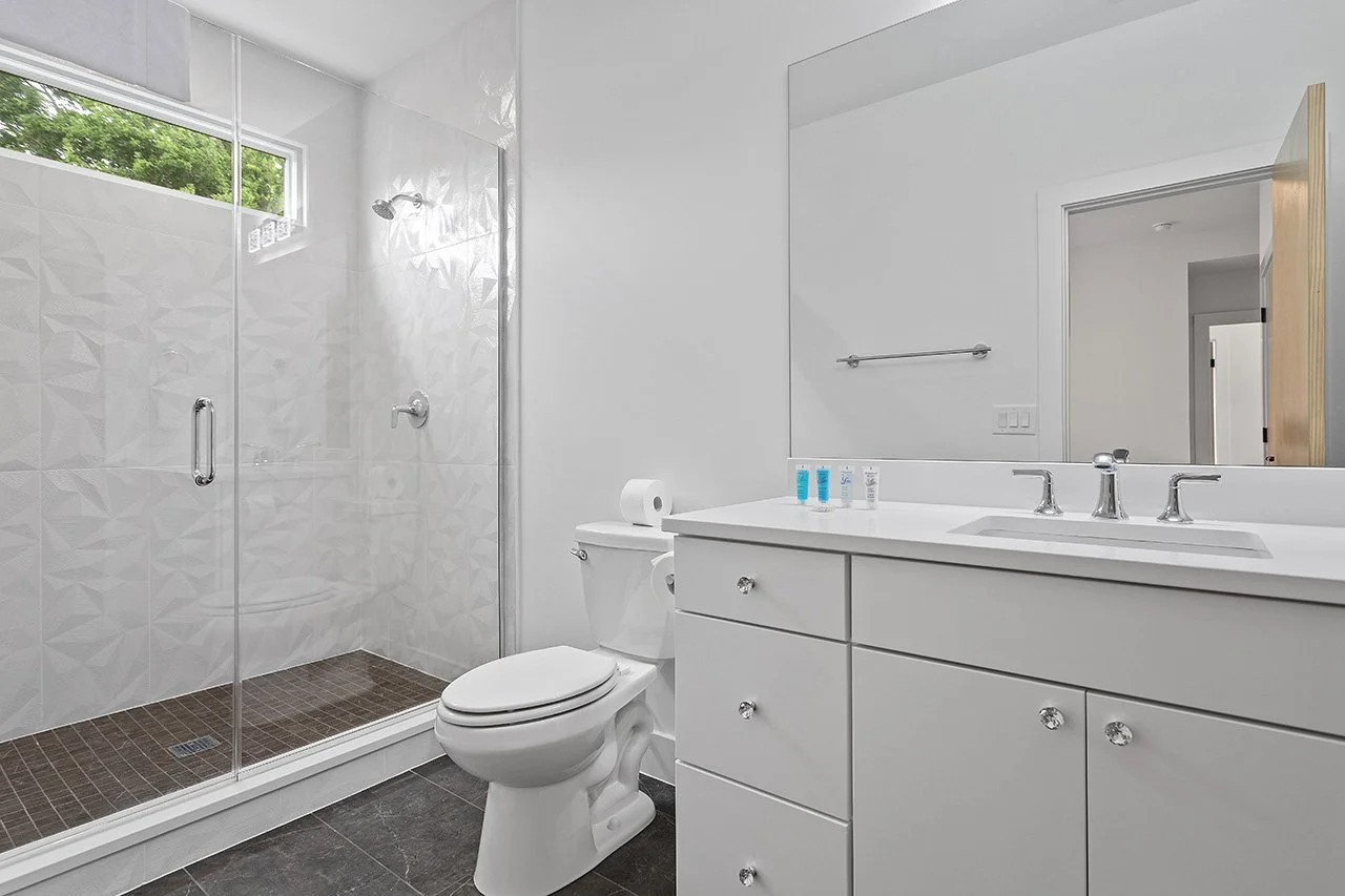 409 South Haywood Street_46.jpg