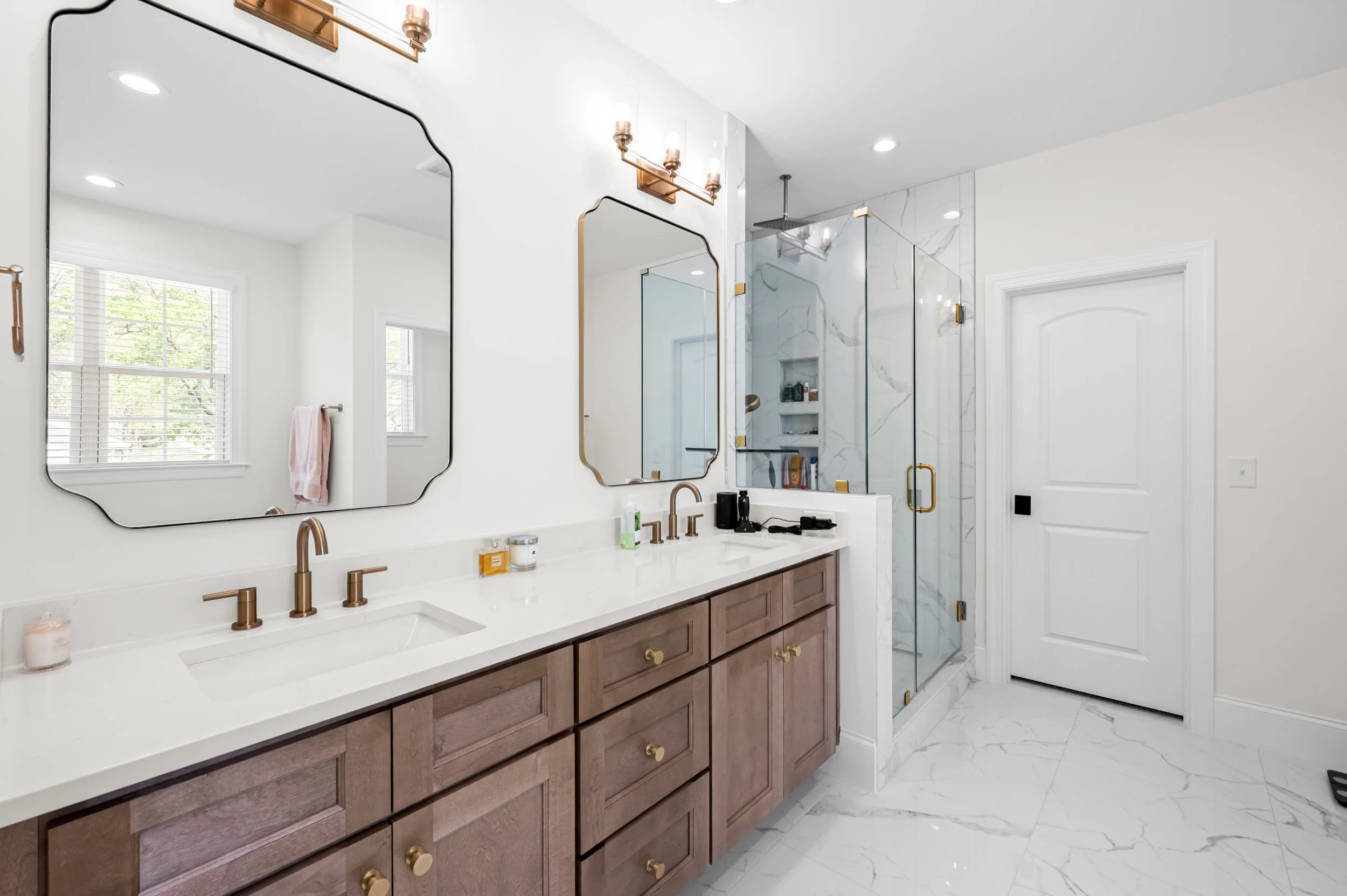 master bathroom 2.jpg