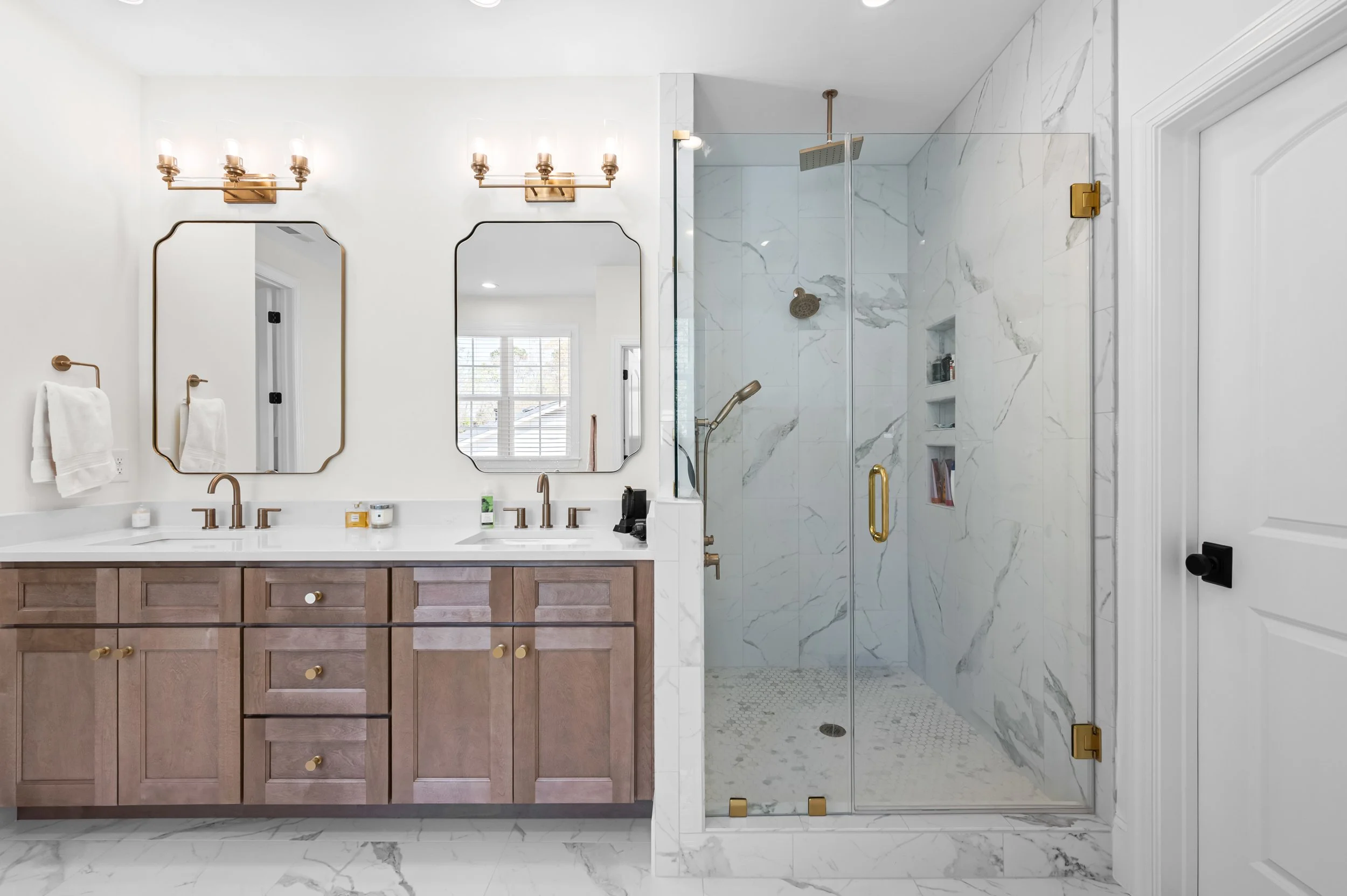 master bathroom 5.jpg
