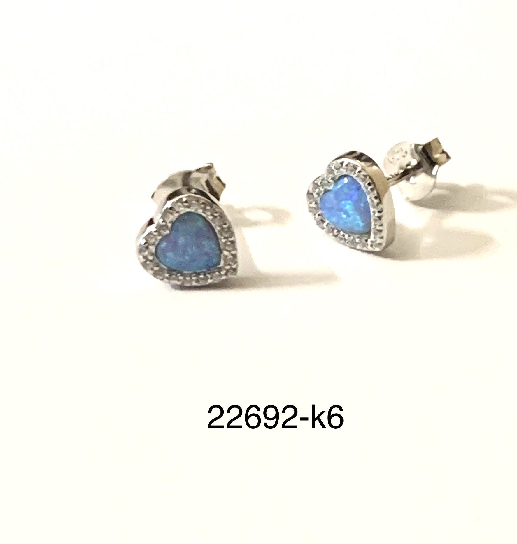 22692-$7-HEART SSTUD - K6.jpg
