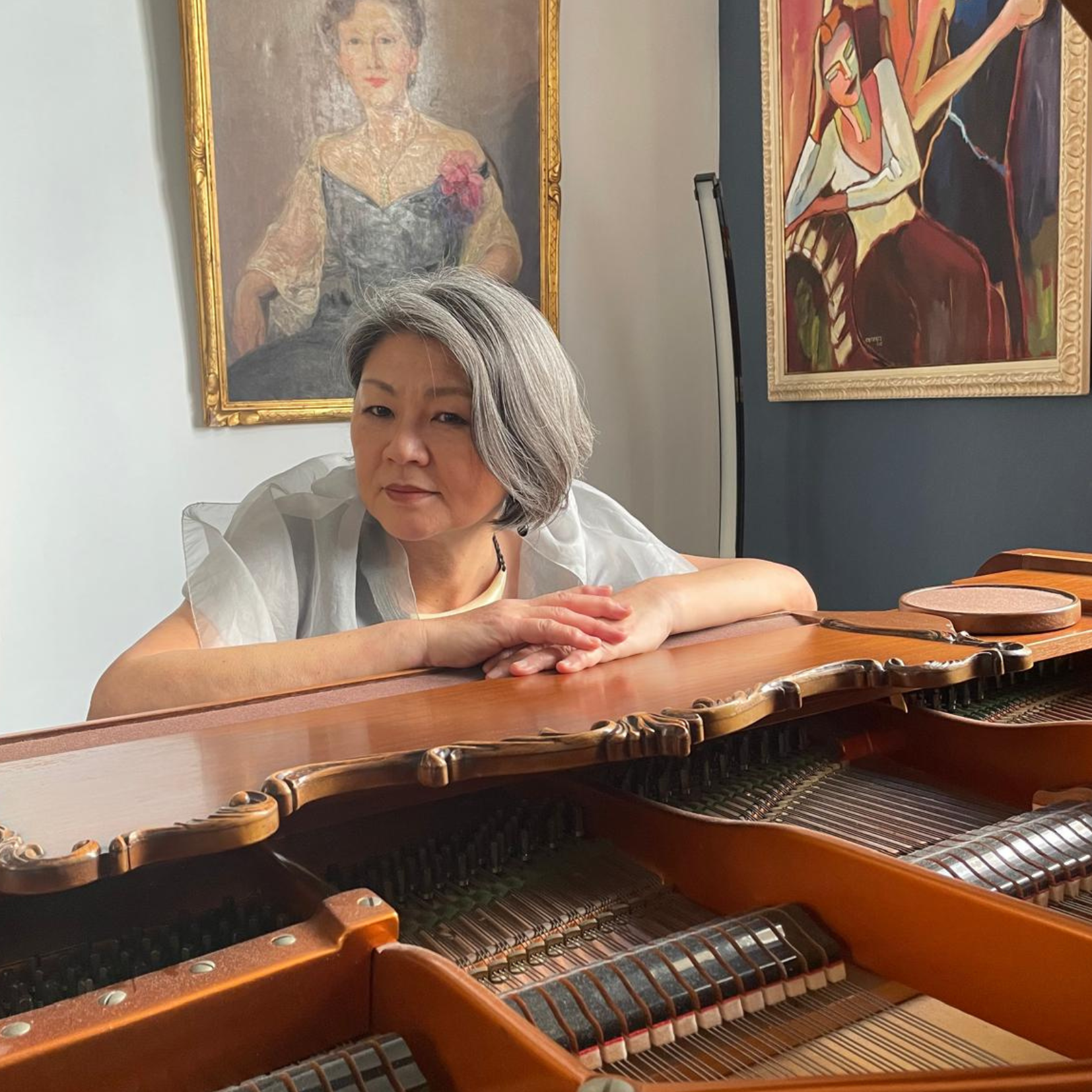 Yoshiko Tominaga (piano)