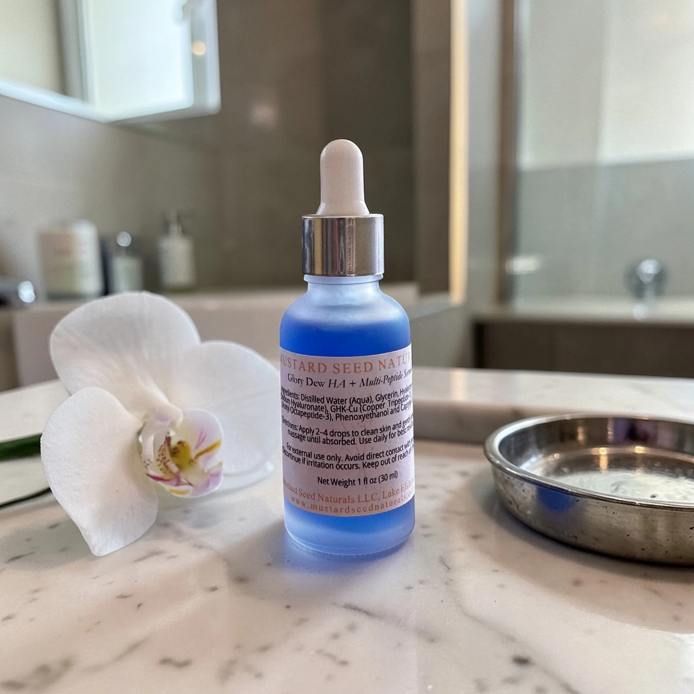 Glory Dew - Hyaluronic Acid + Multi-Peptide Serum