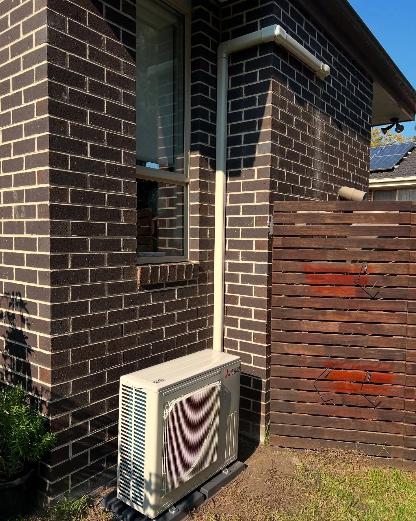 APS Healesville - Air conditioning and fan installation
📍Healesville 
#electical #airconditioning