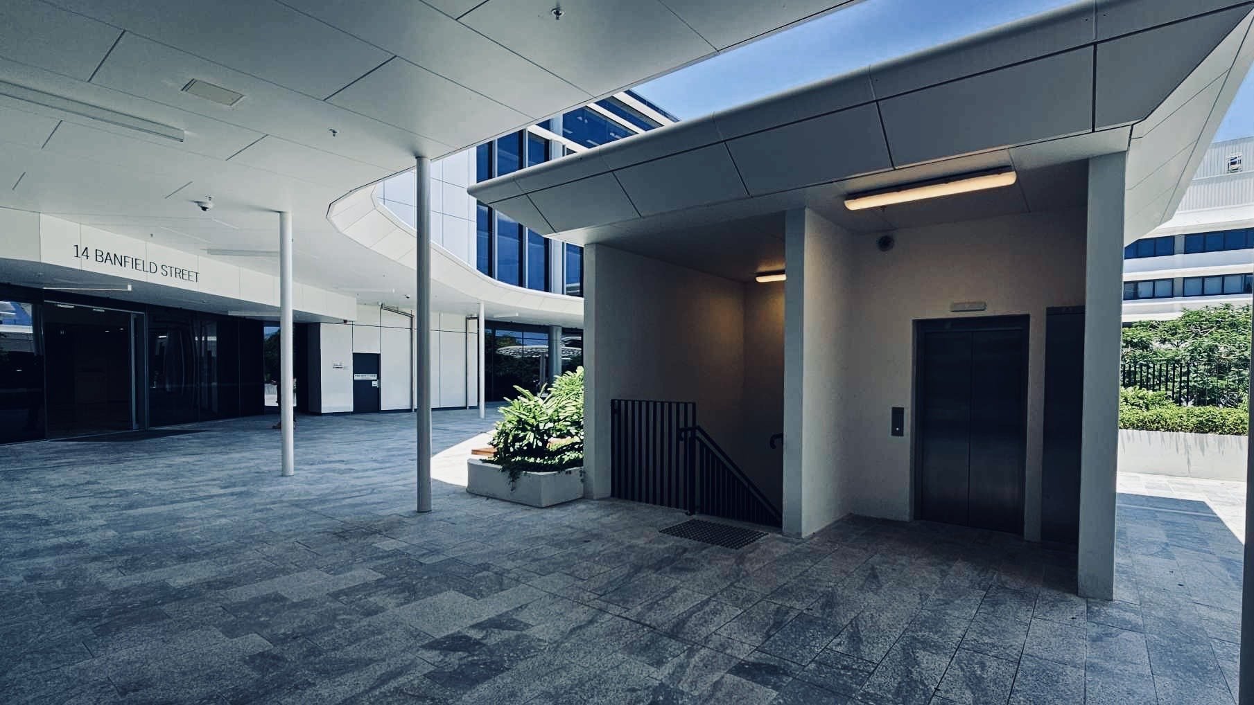 5. Exit the lift, and enter 14 Banfield St. For early morning appts, if the building is locked, please wait where you are and SMS Charlotte on 0402 980 644 to let her know you’ve arrived.
