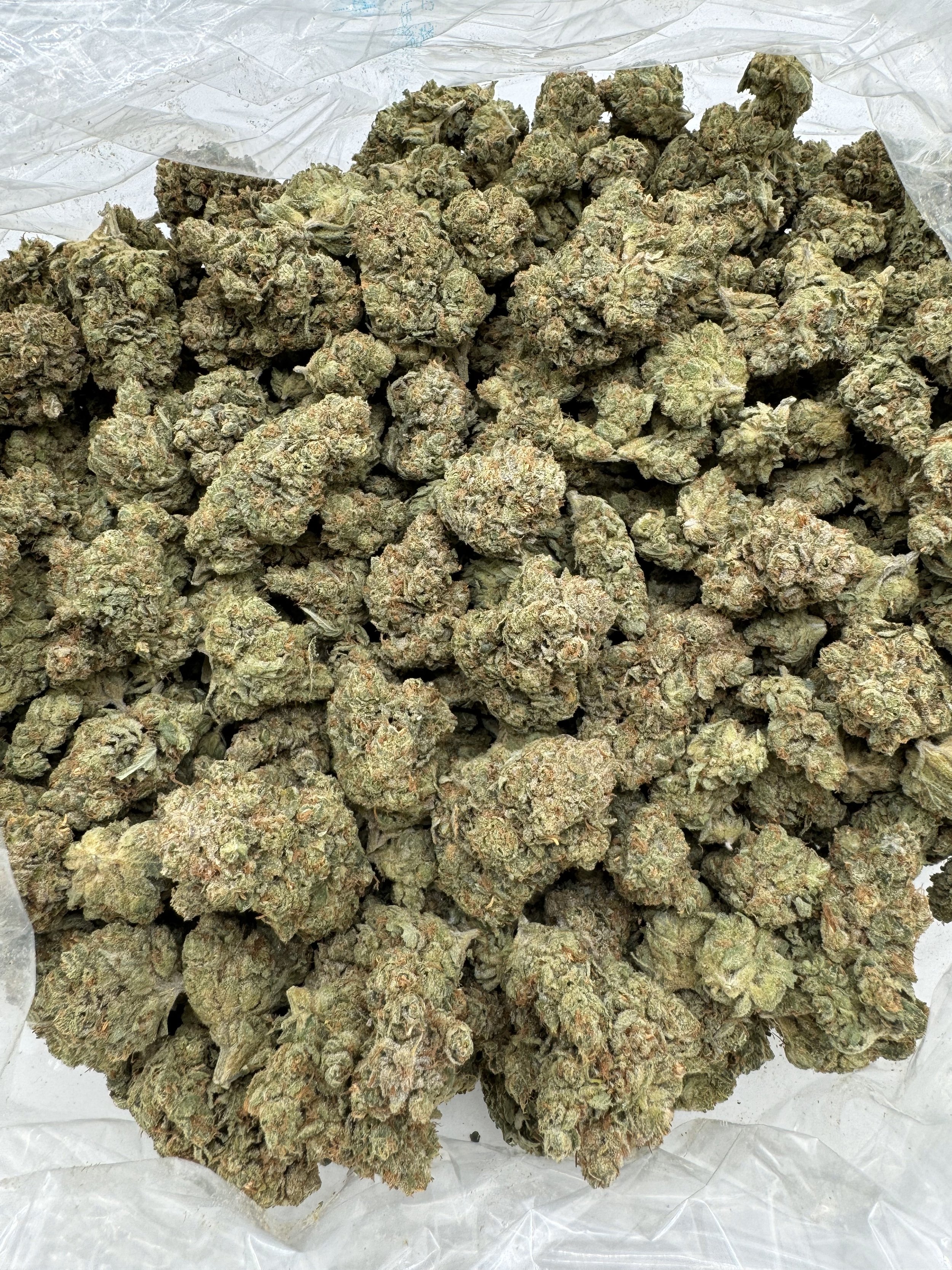 Sour-diesel-2.jpeg