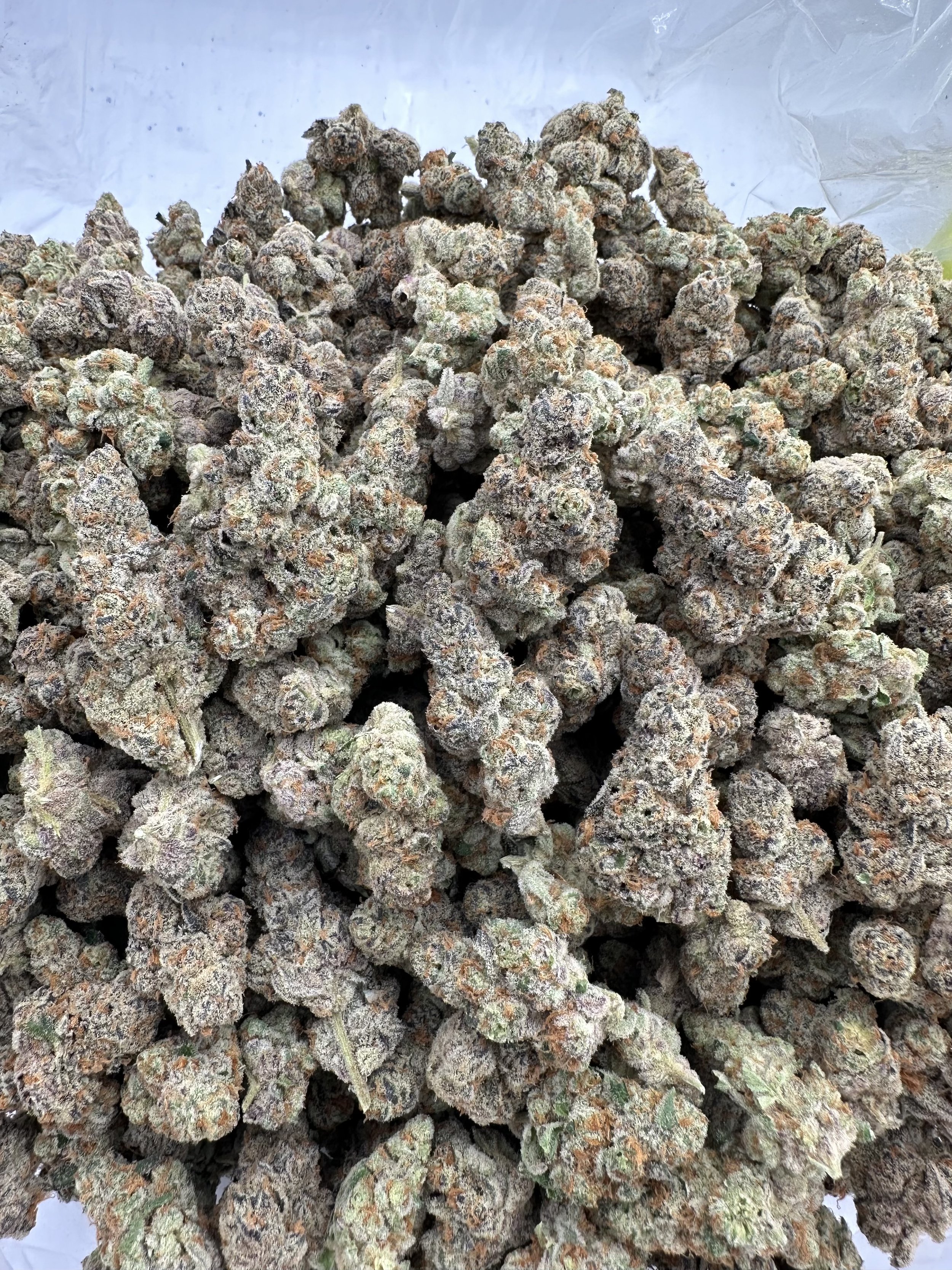 GLITTER-BOMB-FLOWER-THCA.jpeg
