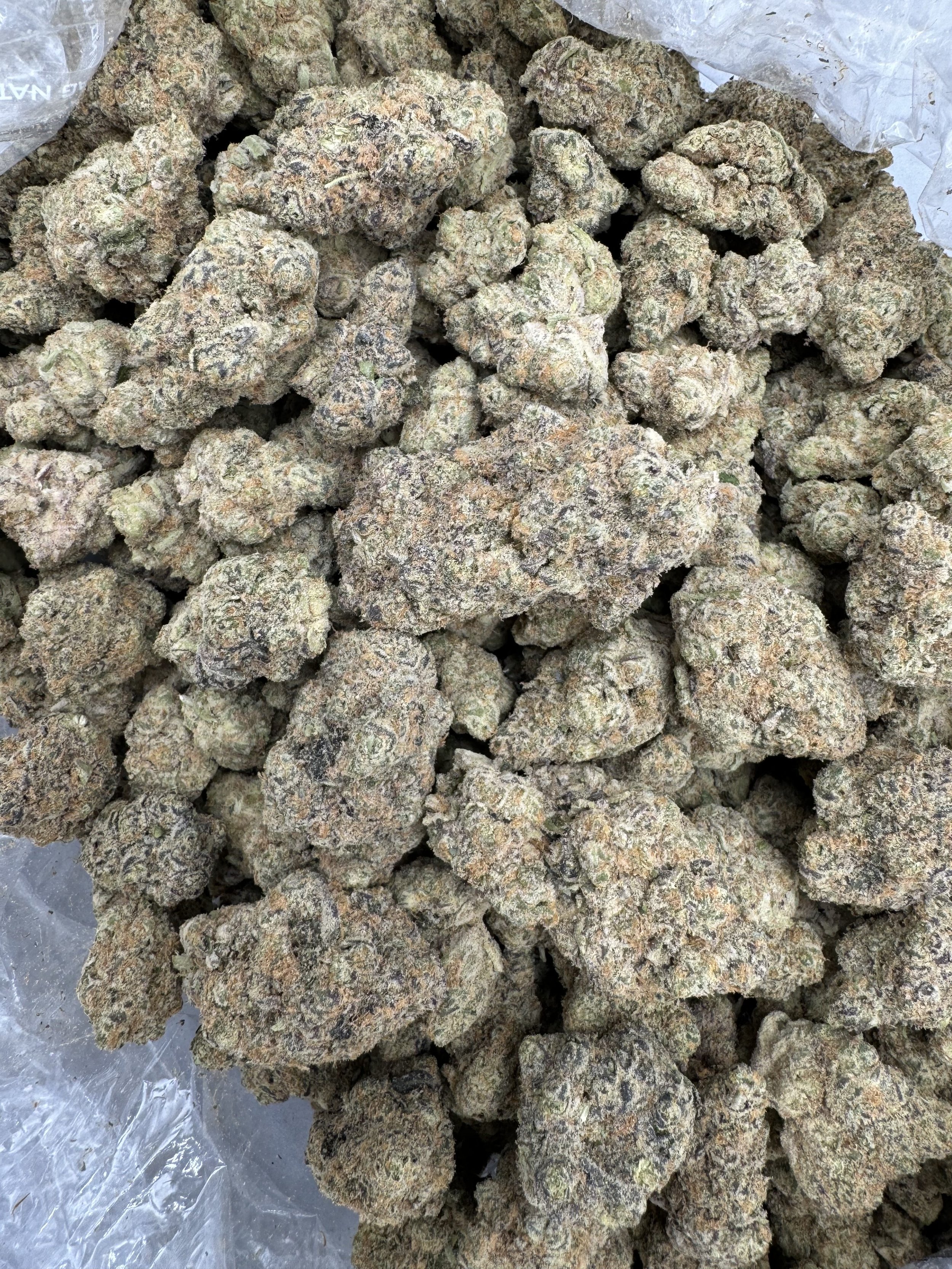 RASPBERRY-GAS-THCA-FLOWER-rotated.jpeg