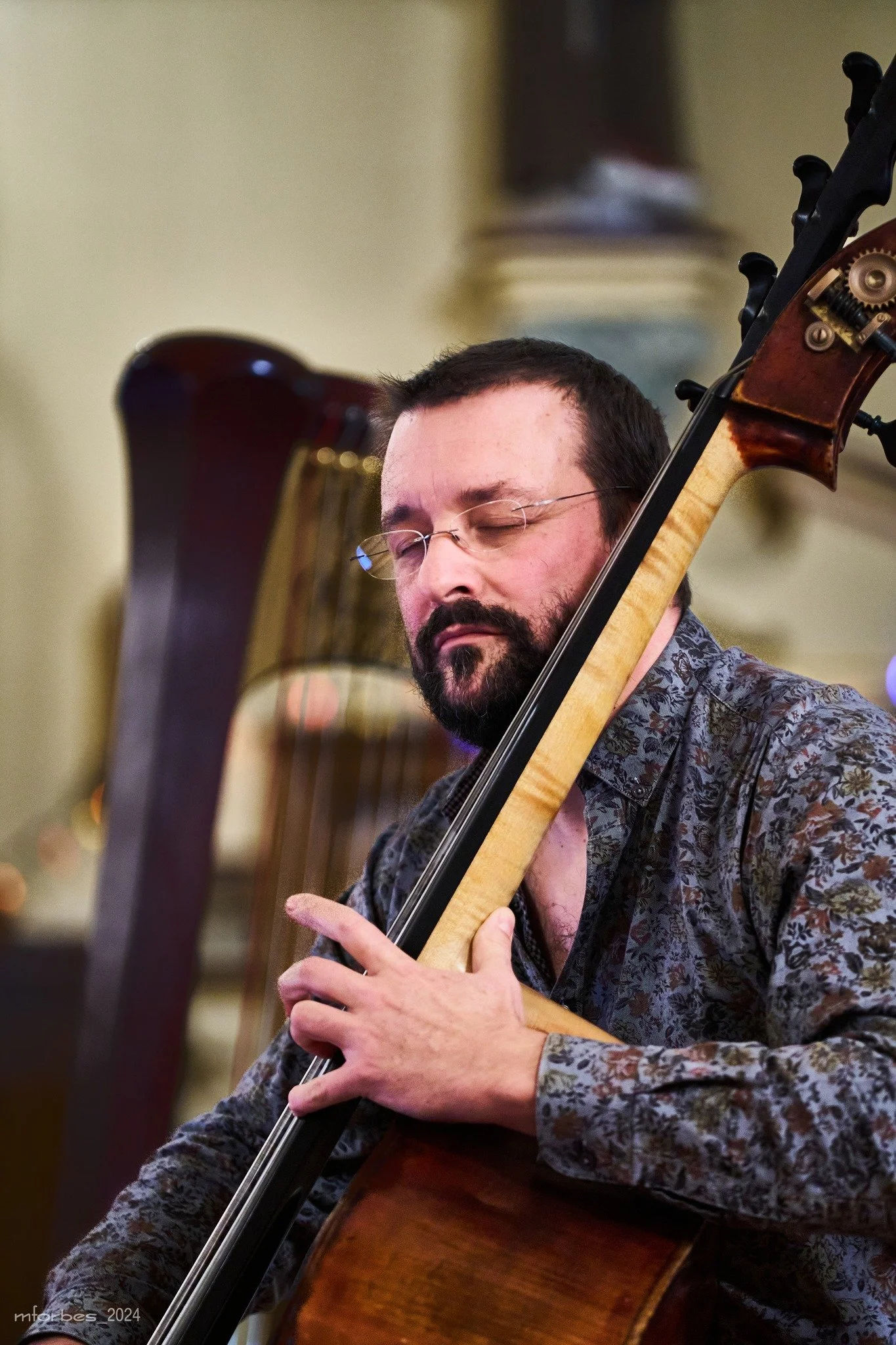 10160125594417126 2.jpg