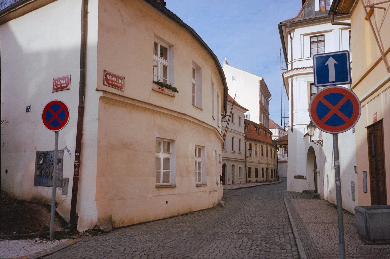 PORTRA 400 (16 of 36).jpeg