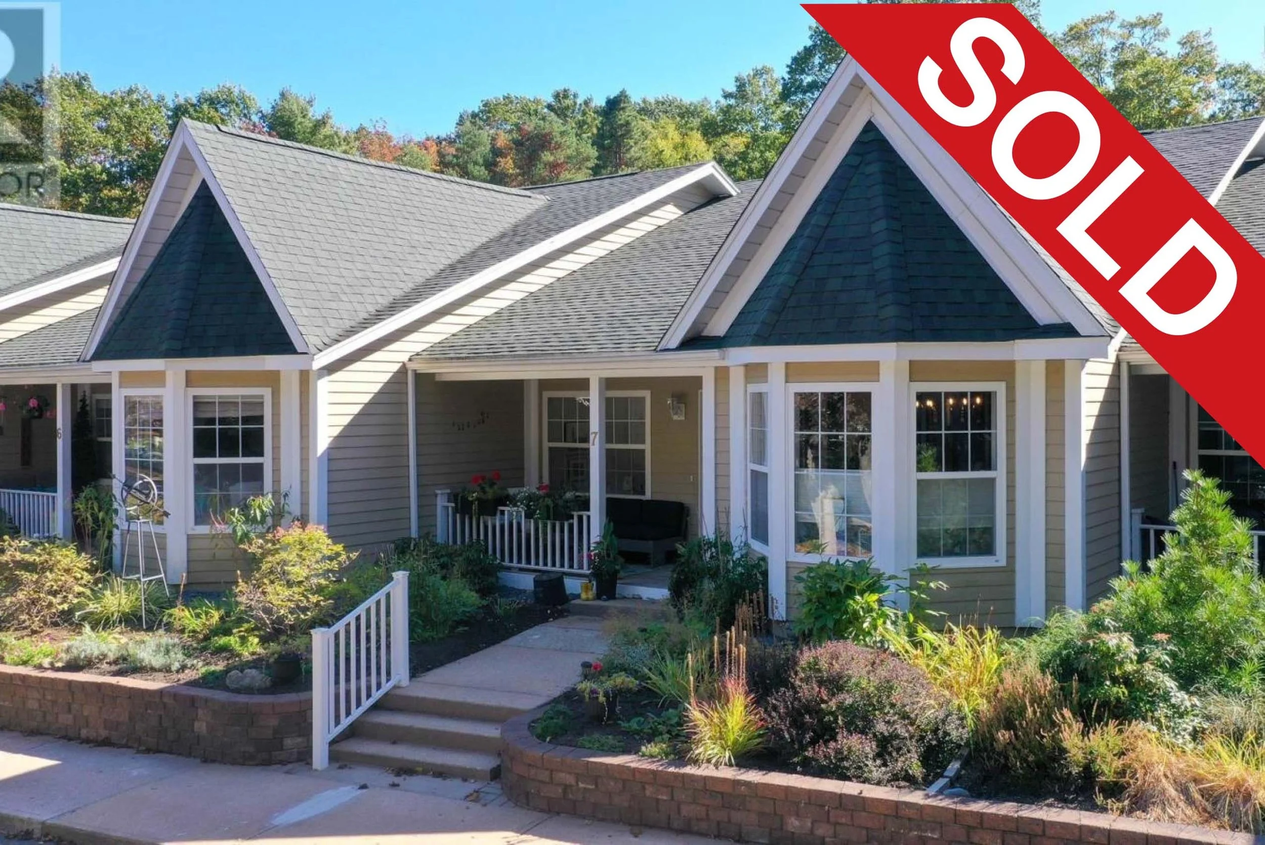 Modern Living Meets Coastal Charm.