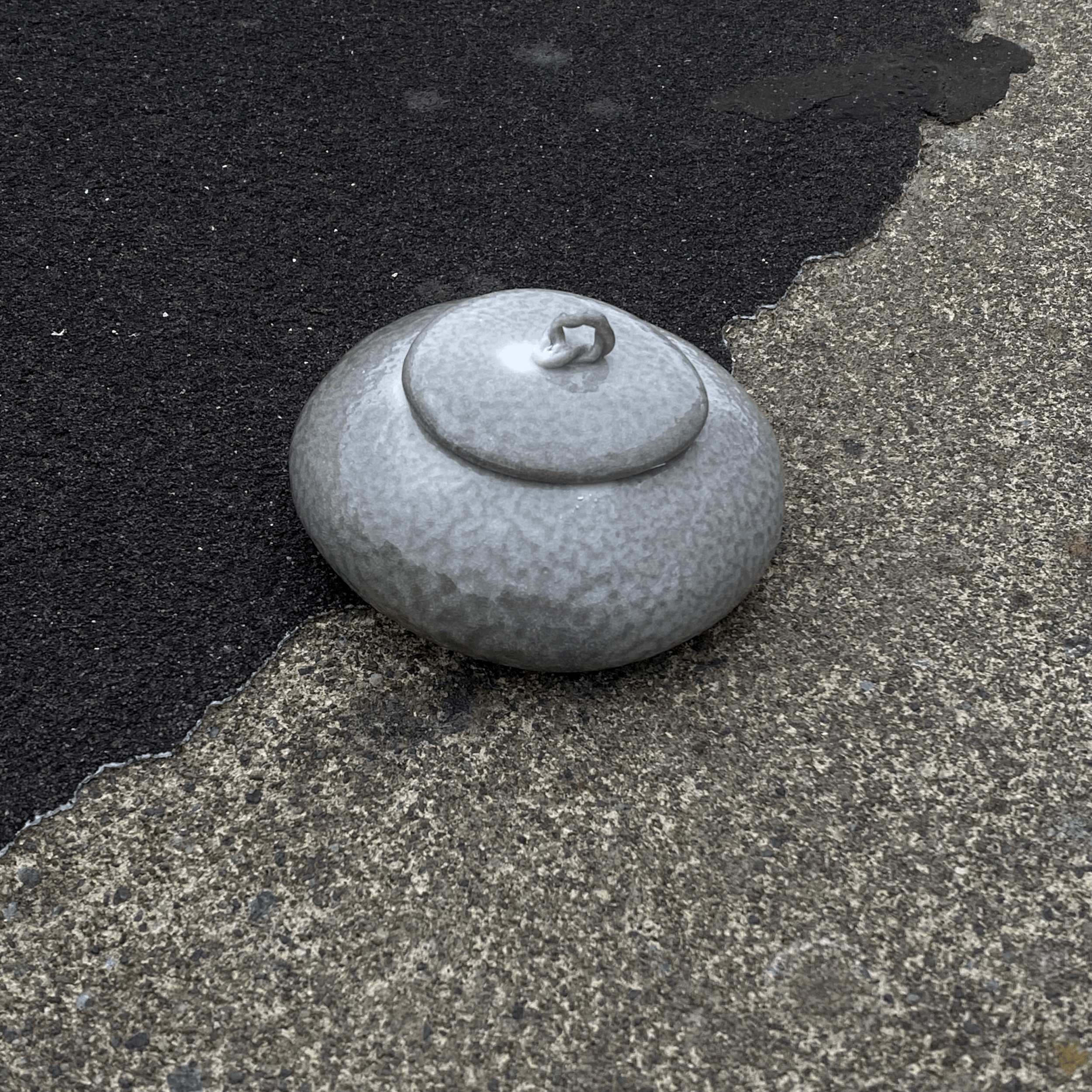 lidded vase