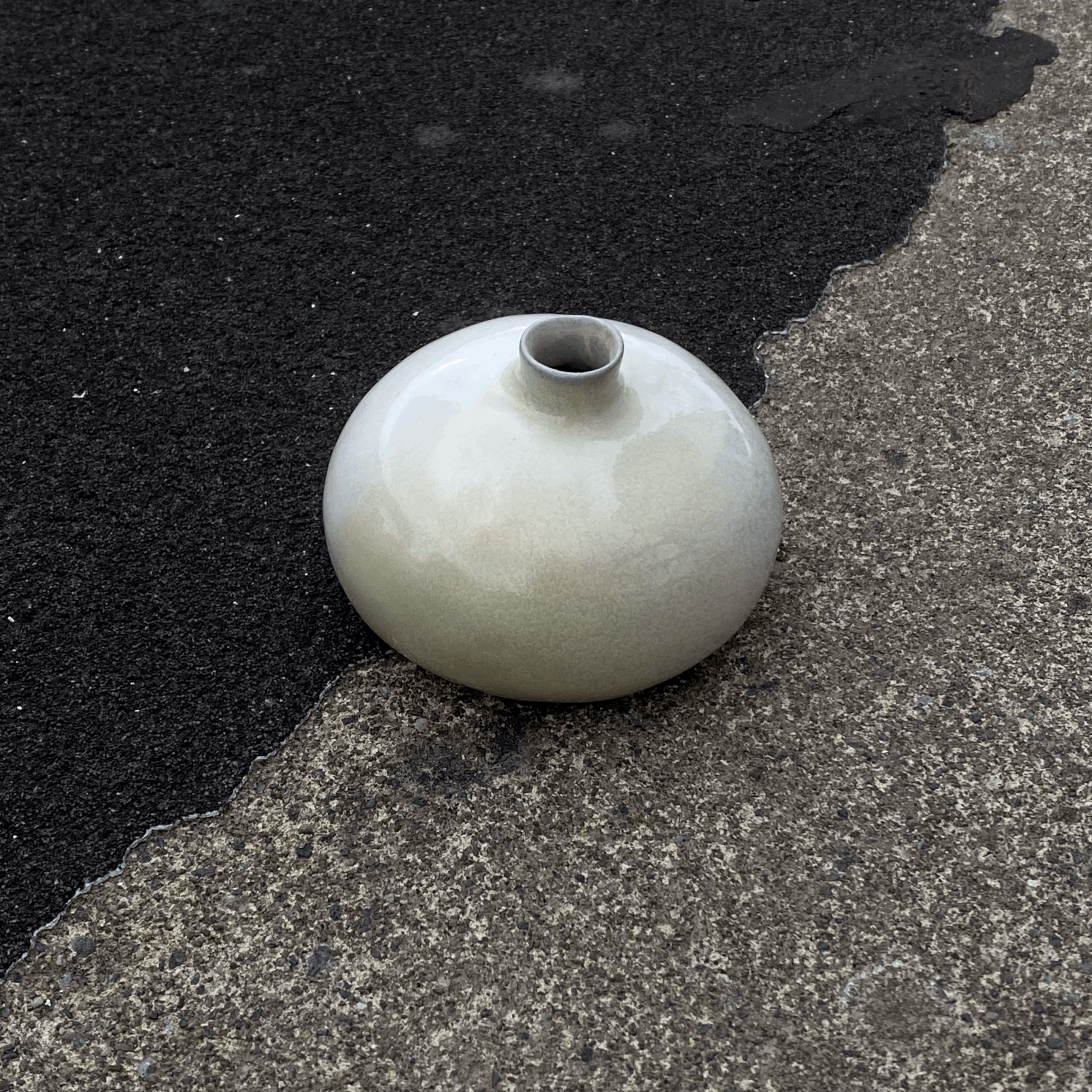 salt vase