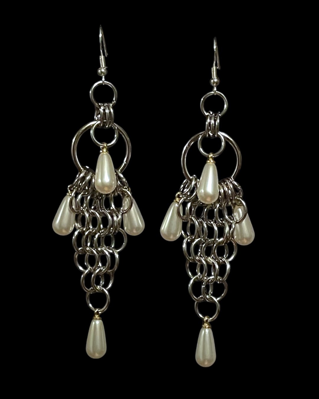 PEARL DROP CHAINMAIL EARRINGS