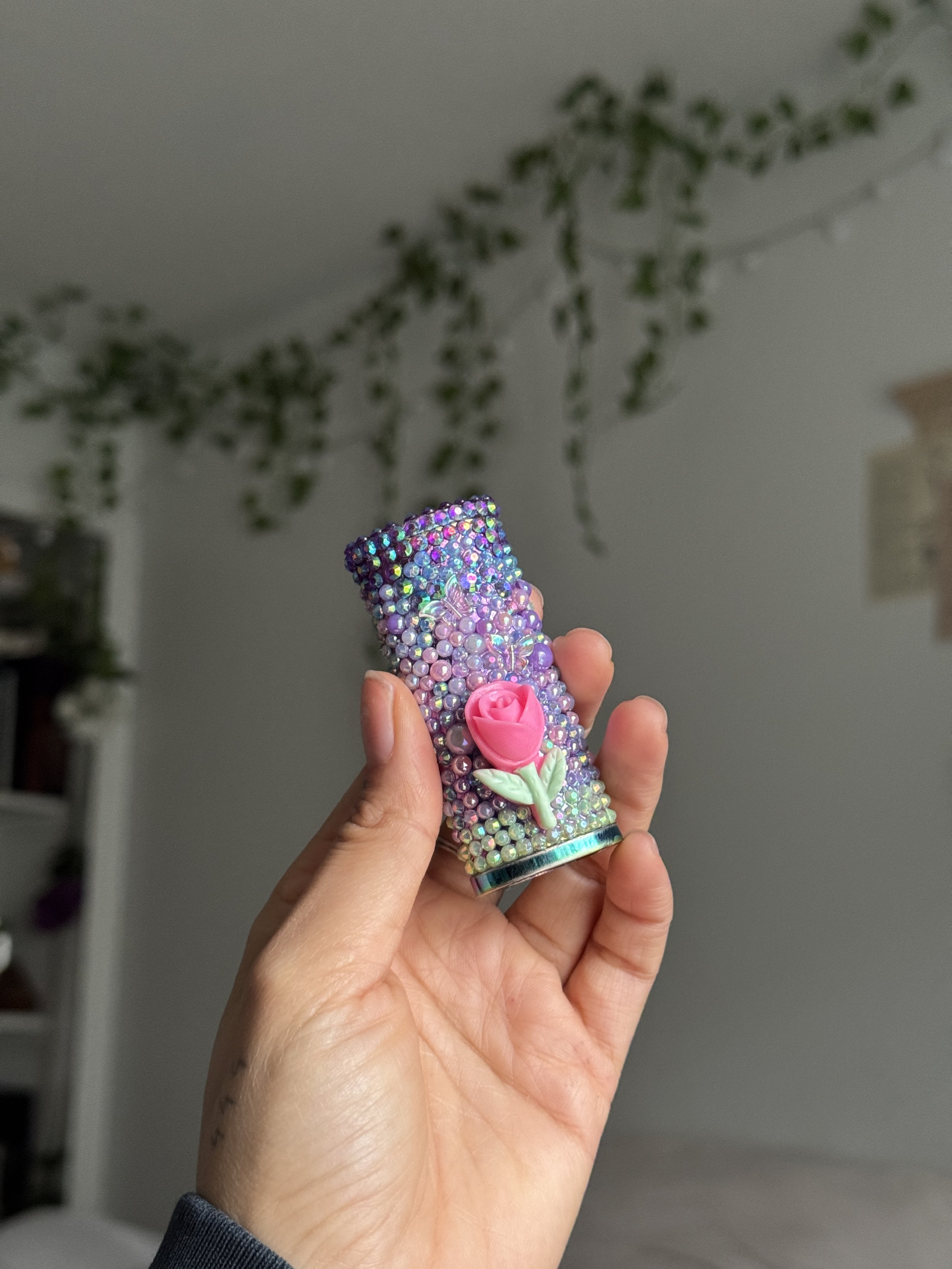 Rose & butterflies lighter cover