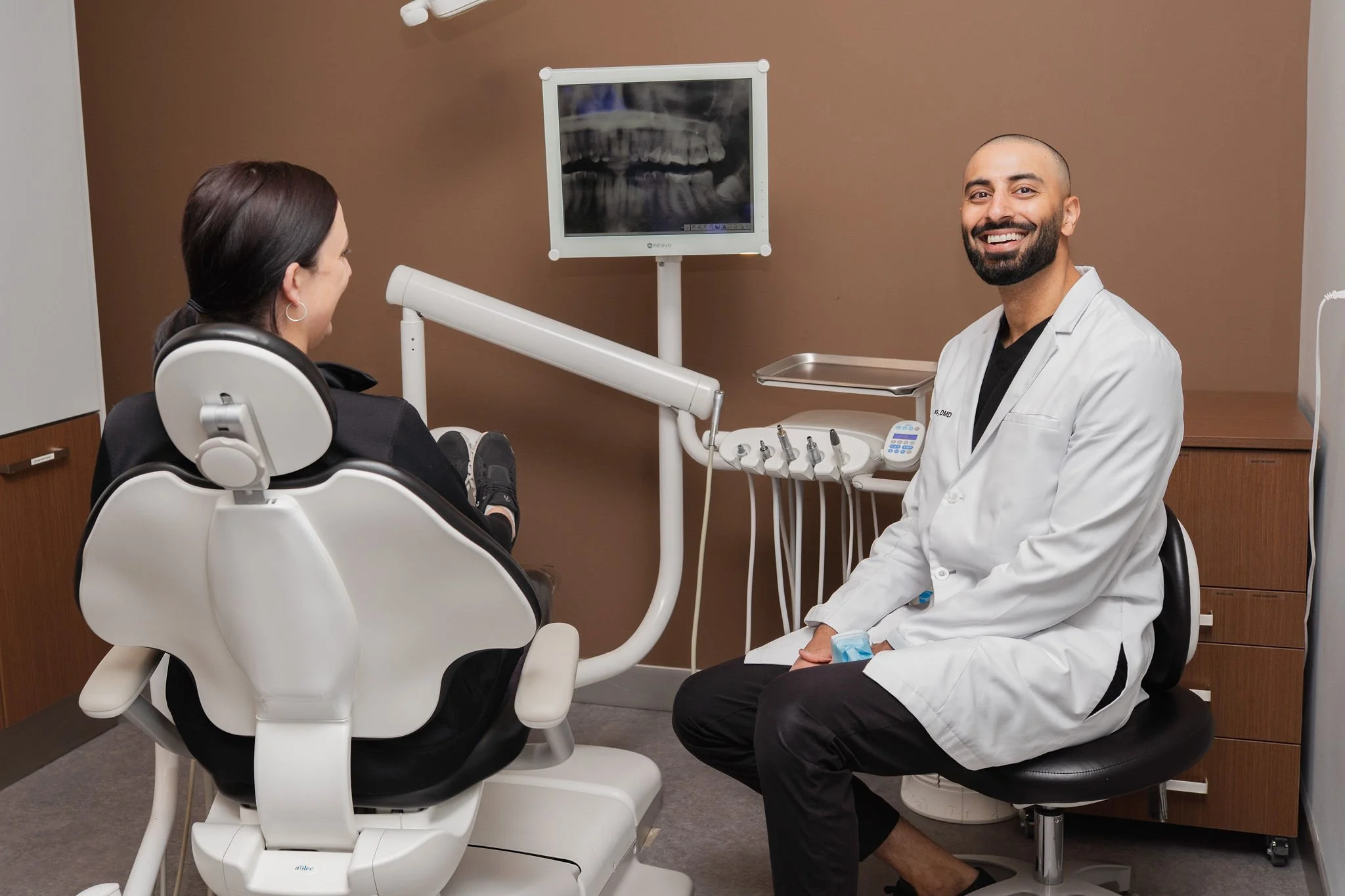 Comprehensive dental services at Aarm Dental Group on Main, including dental implants, Invisalign, Botox, and teeth whitening. We accept all major plans including CDCP, and follow the BCDA fee guide.