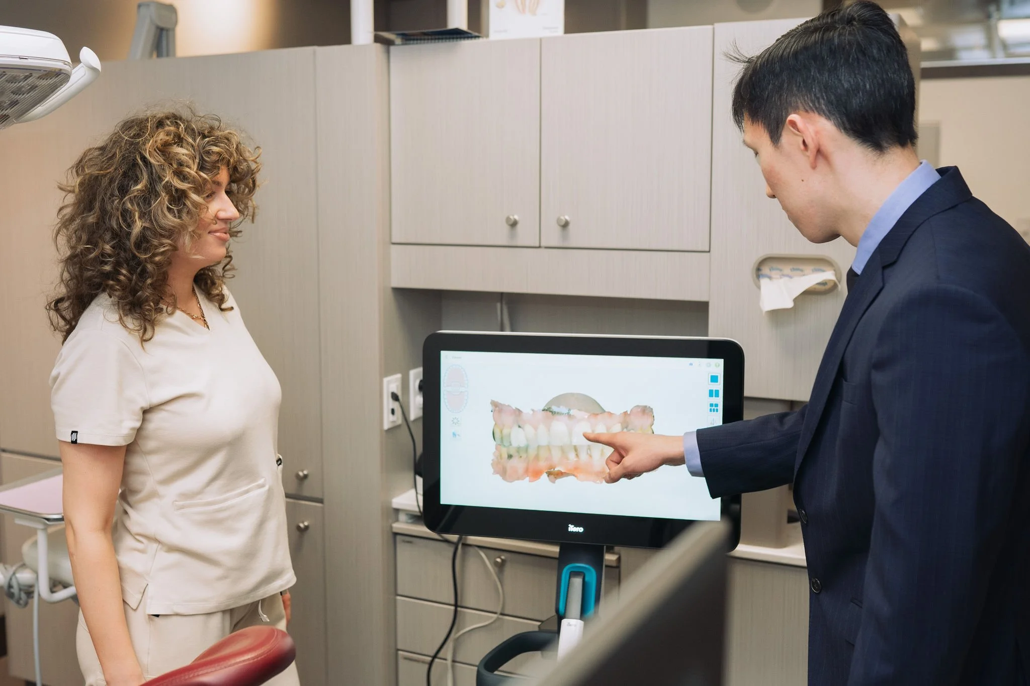 Comprehensive dental services at Aarm Dental Group on Seymour, including dental implants, Invisalign, Botox, and teeth whitening. We accept all major plans including CDCP and follow the BCDA fee guide.