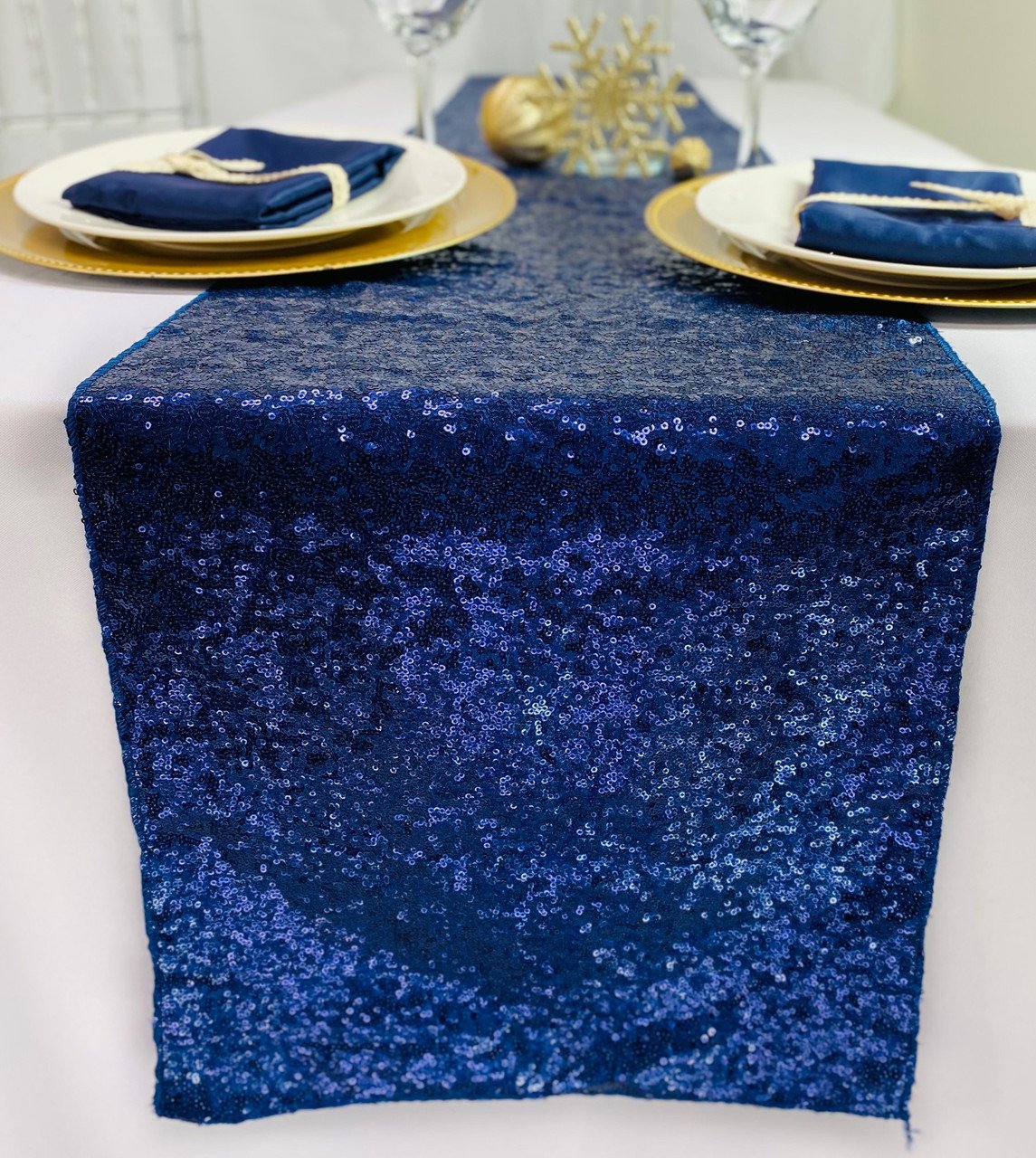 SEQUIN TABLE RUNNERS