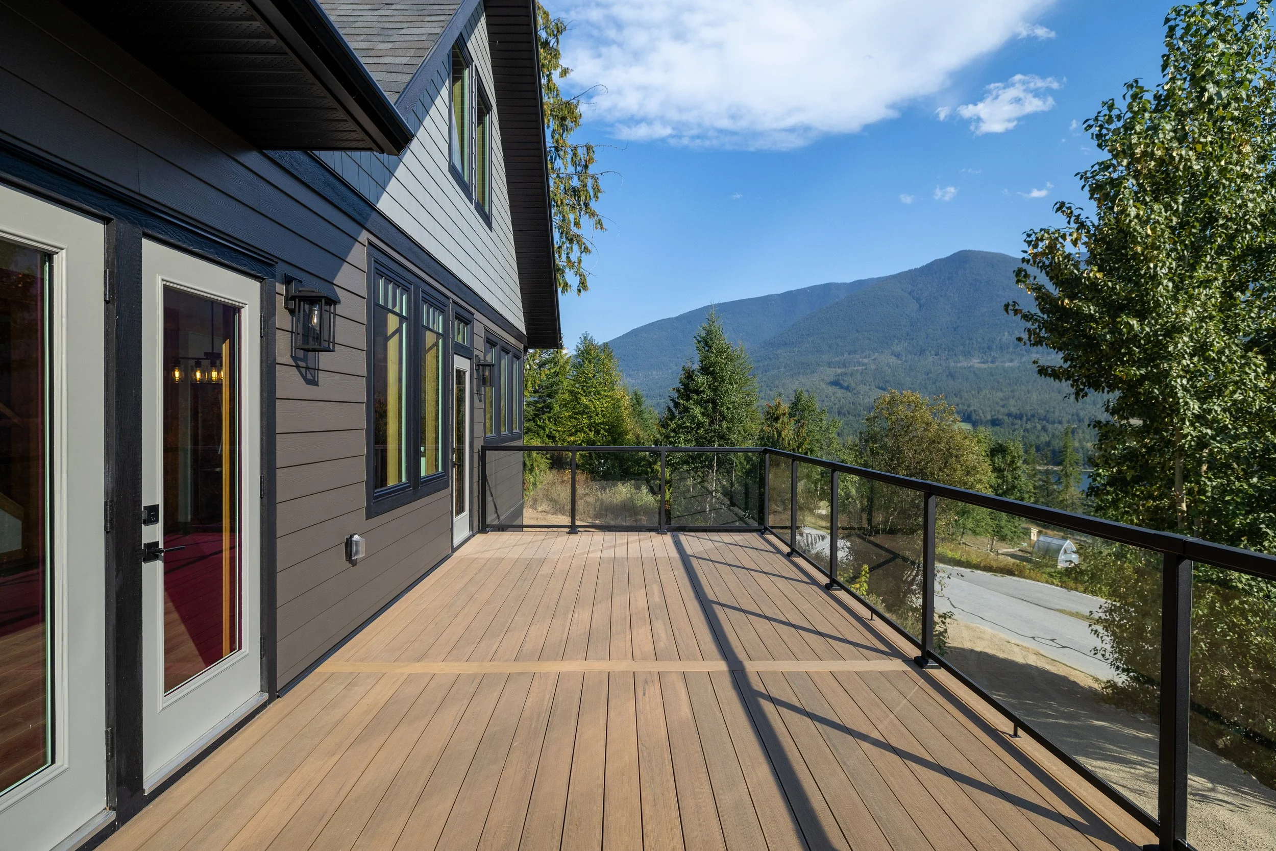 145 Lakeview-026.jpg