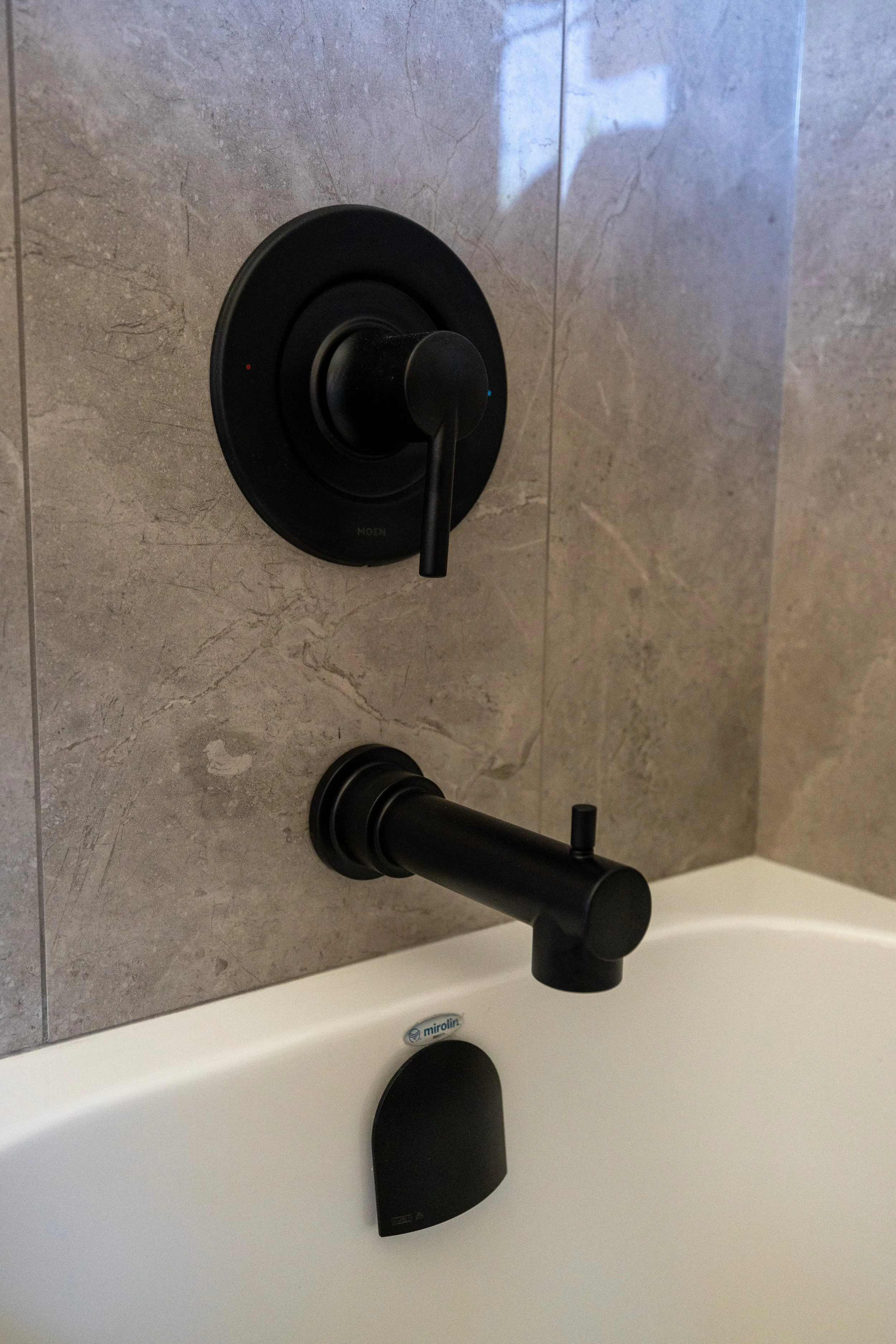 145 Lakeview-043.jpg