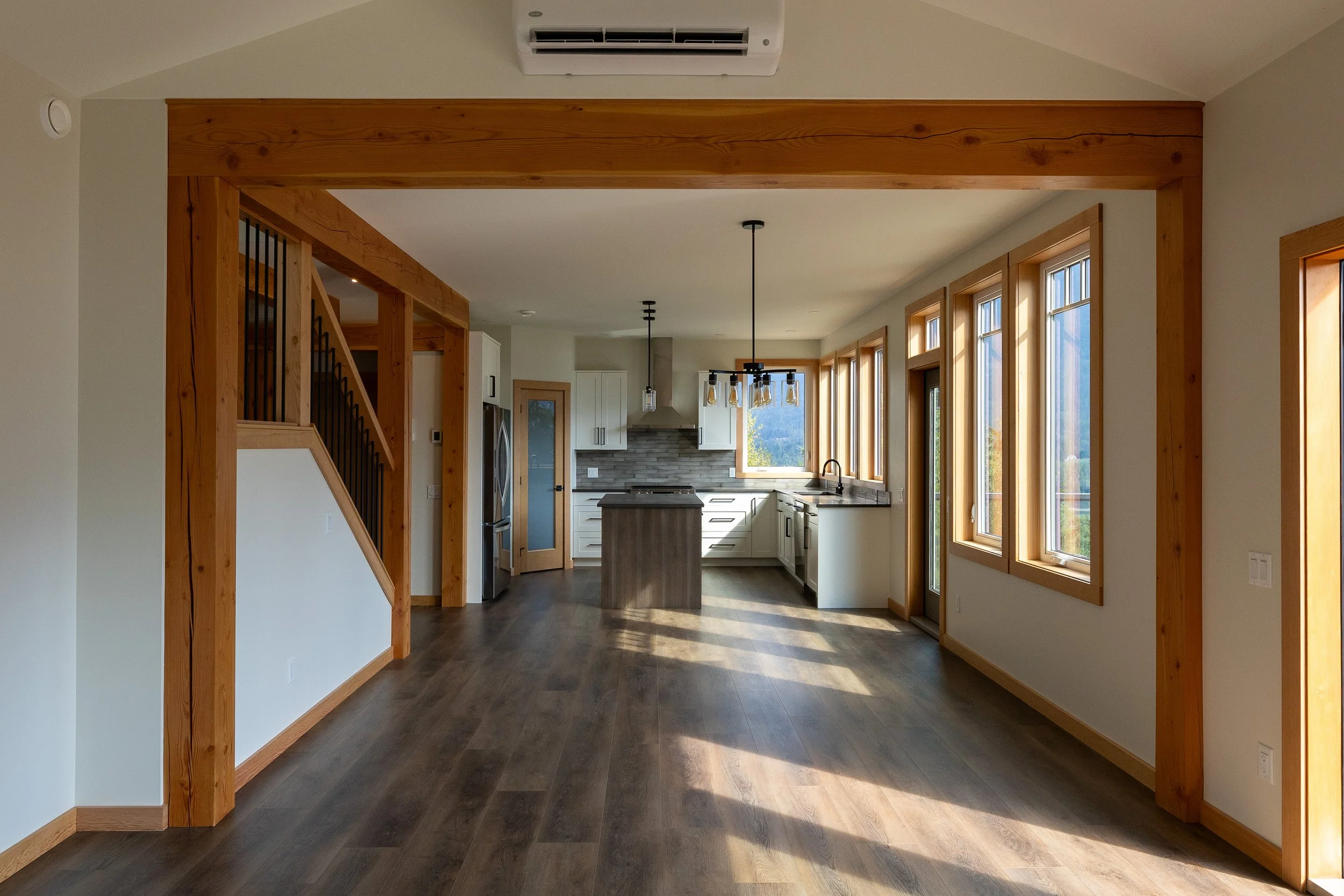 145 Lakeview-018.jpg