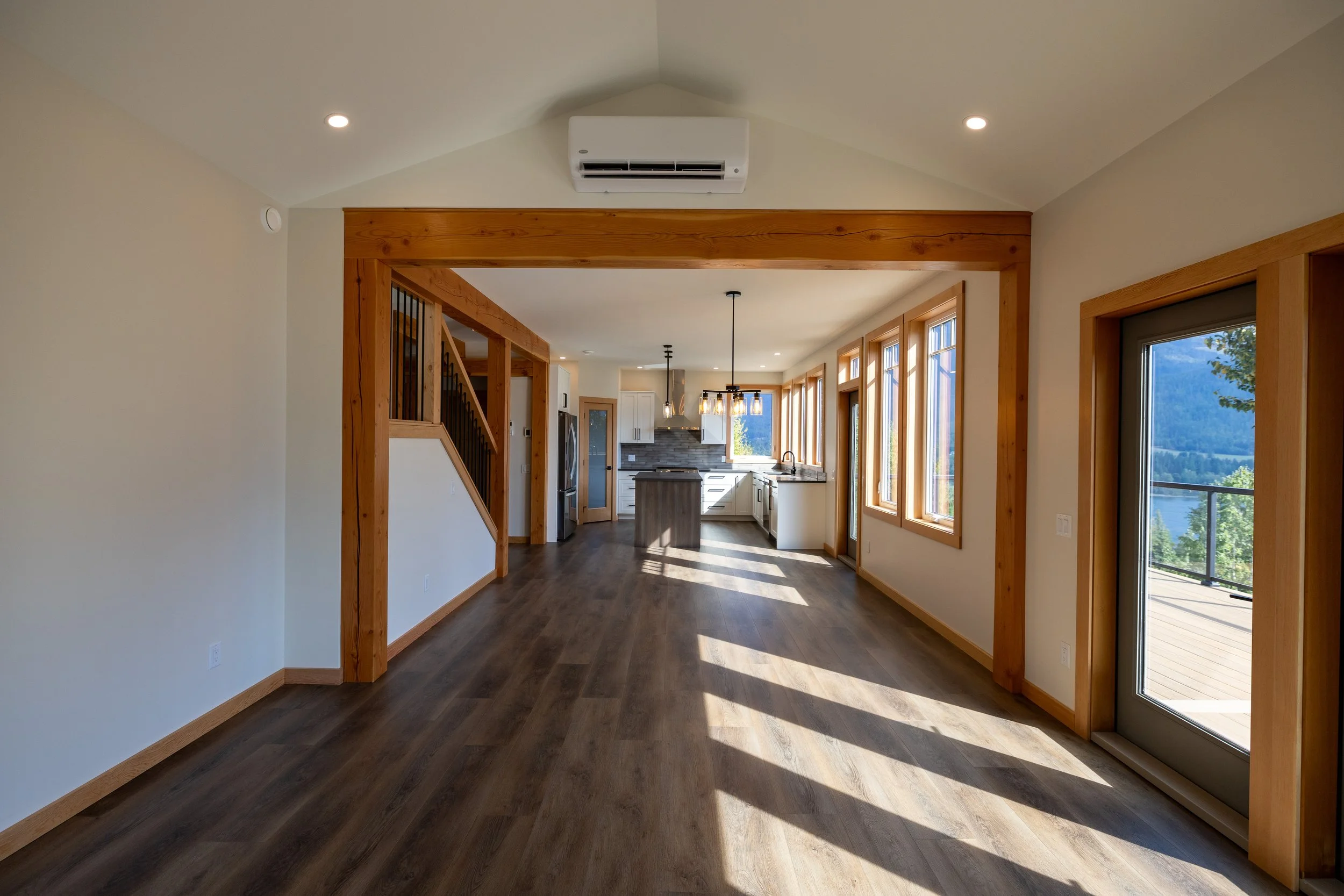 145 Lakeview-022.jpg