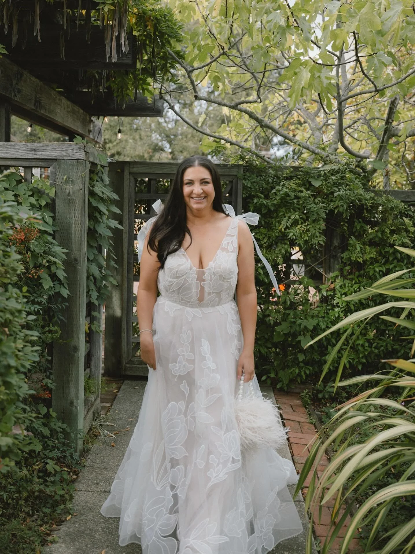 💕 We feel so touched by our clients kind words. 

She came in with only a week from her wedding, needing major alterations on a second wedding dress because her first didn&rsquo;t turn out right with a different seamstress. She fully trusted us to m