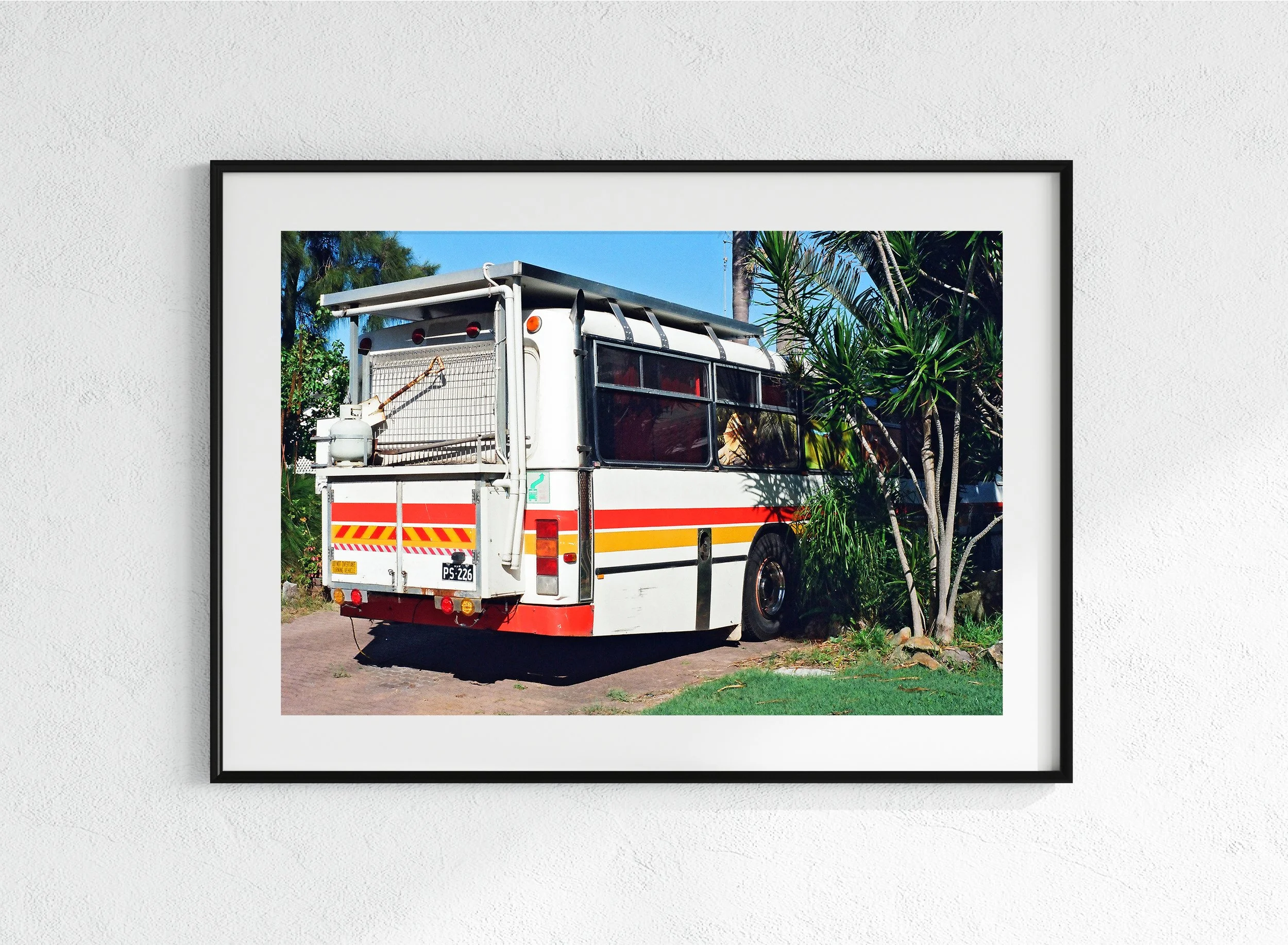 Bus - black, matt.jpg