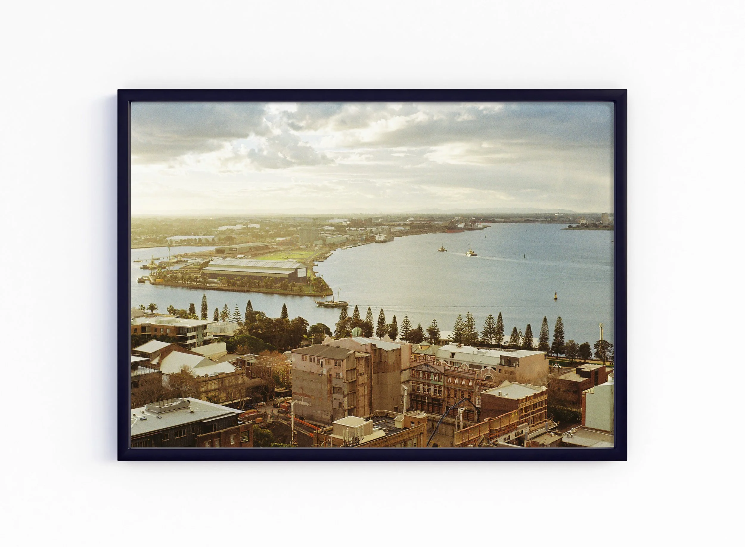 Harbour - black, no matt.jpg