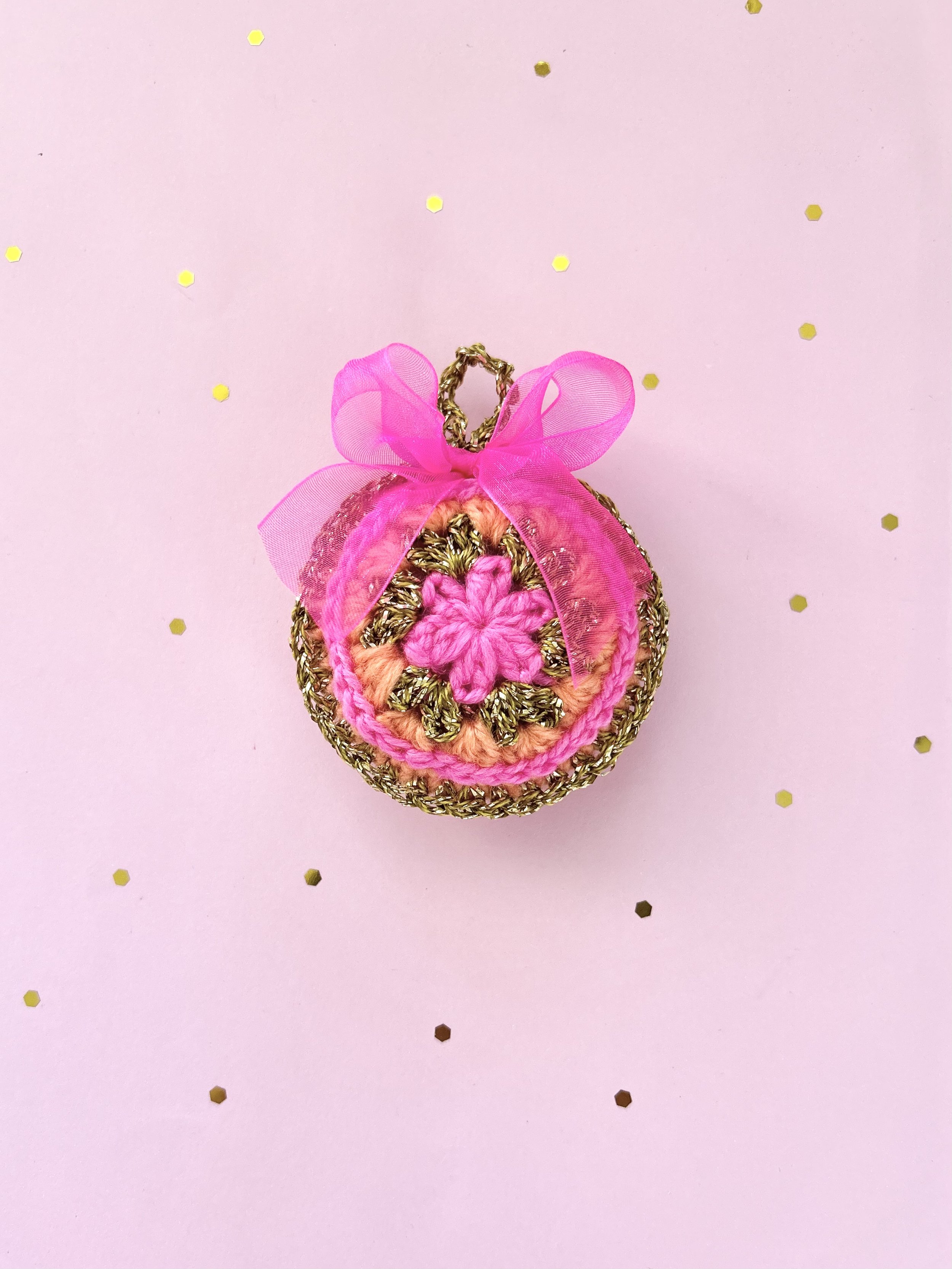 Crochet Ornament - Tinsel Town