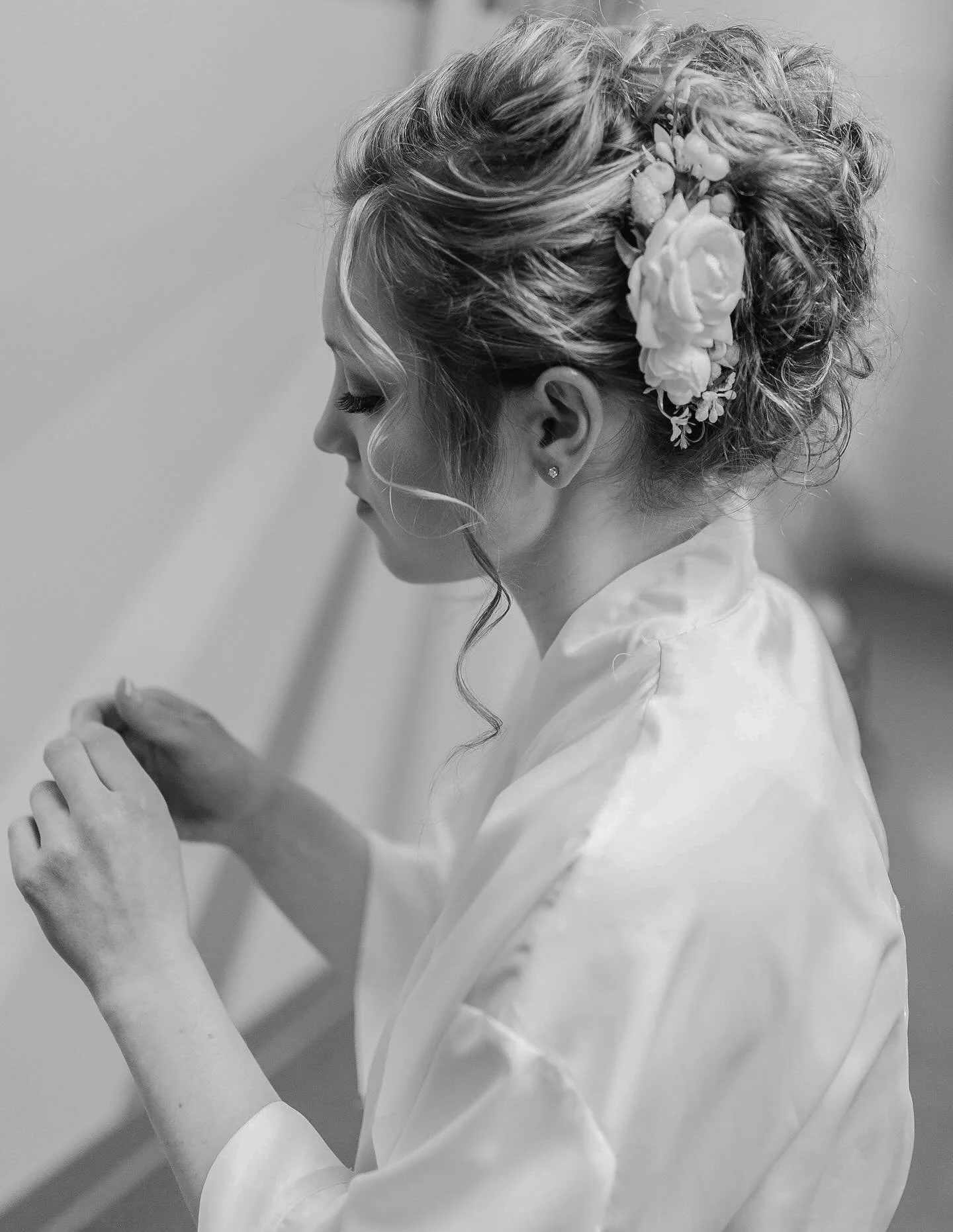 So many ways to say &ldquo;I do&rdquo; with an updo🤍✨
From elegant and sleek to soft and romantic
&mdash; which one is your style? 👇🏼
📆2025 bridal bookings in Auckland now open &mdash; secure your date today! 

#nzwedding #nzbride #aucklandweddin