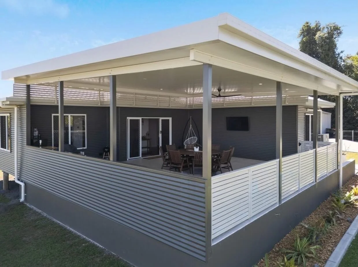 ➡️ Thinking about adding a patio or carport? Now&rsquo;s the time.
Imagine a space that stays cooler in summer, looks sharp year-round, and is built tough for Aussie conditions. That&rsquo;s what we can deliver!
Our insulated panel systems mean: 🔥 L