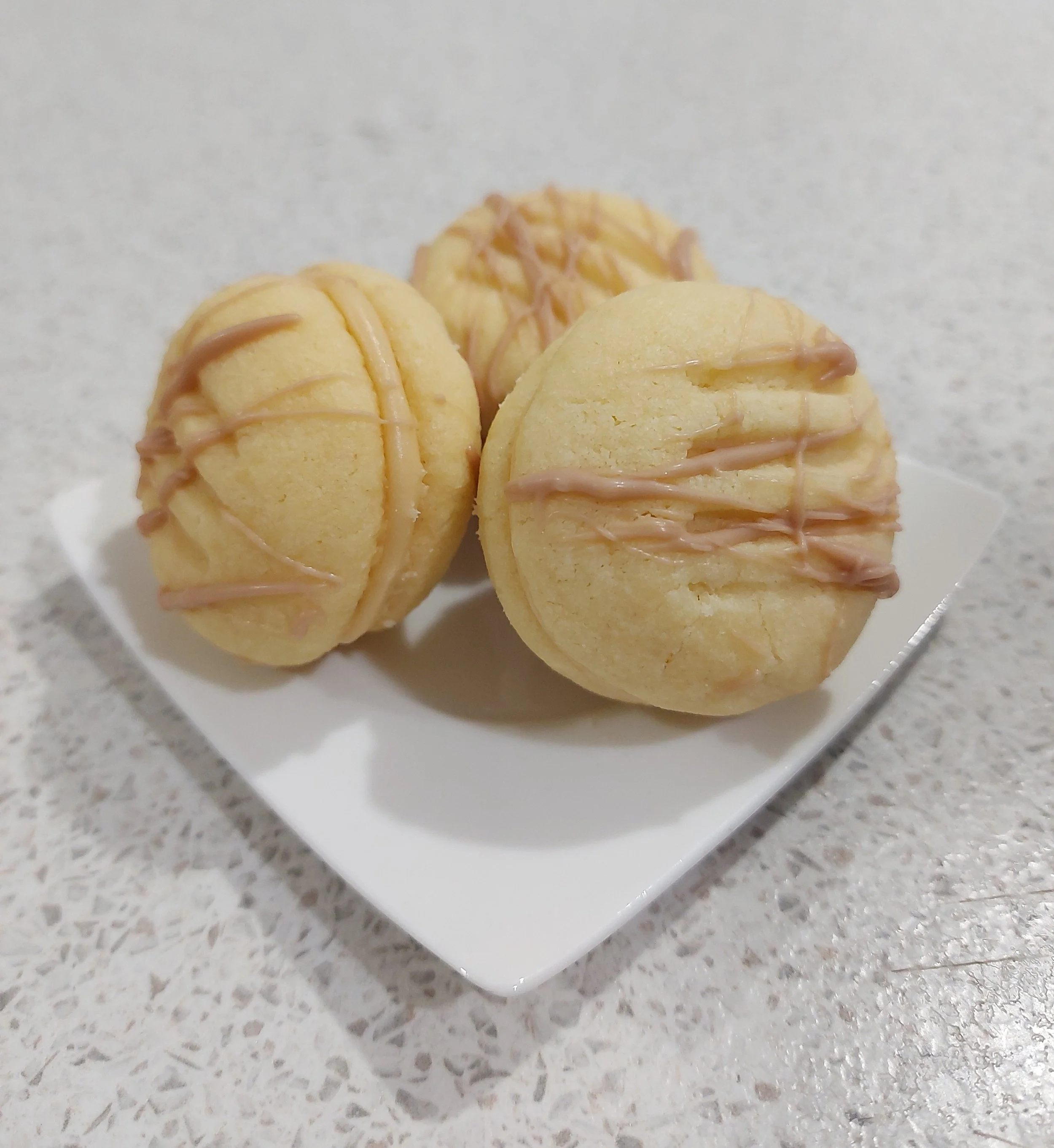 Baileys Melting Moments (iced).jpg