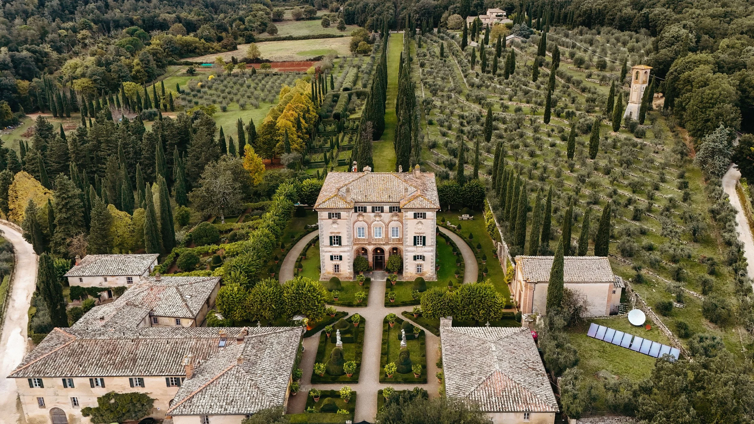 Wedding Venue Website Redesign: 12 Signs It’s Time