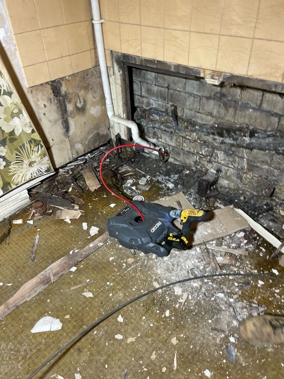 Flexi shaft used to clear and descale the pipework