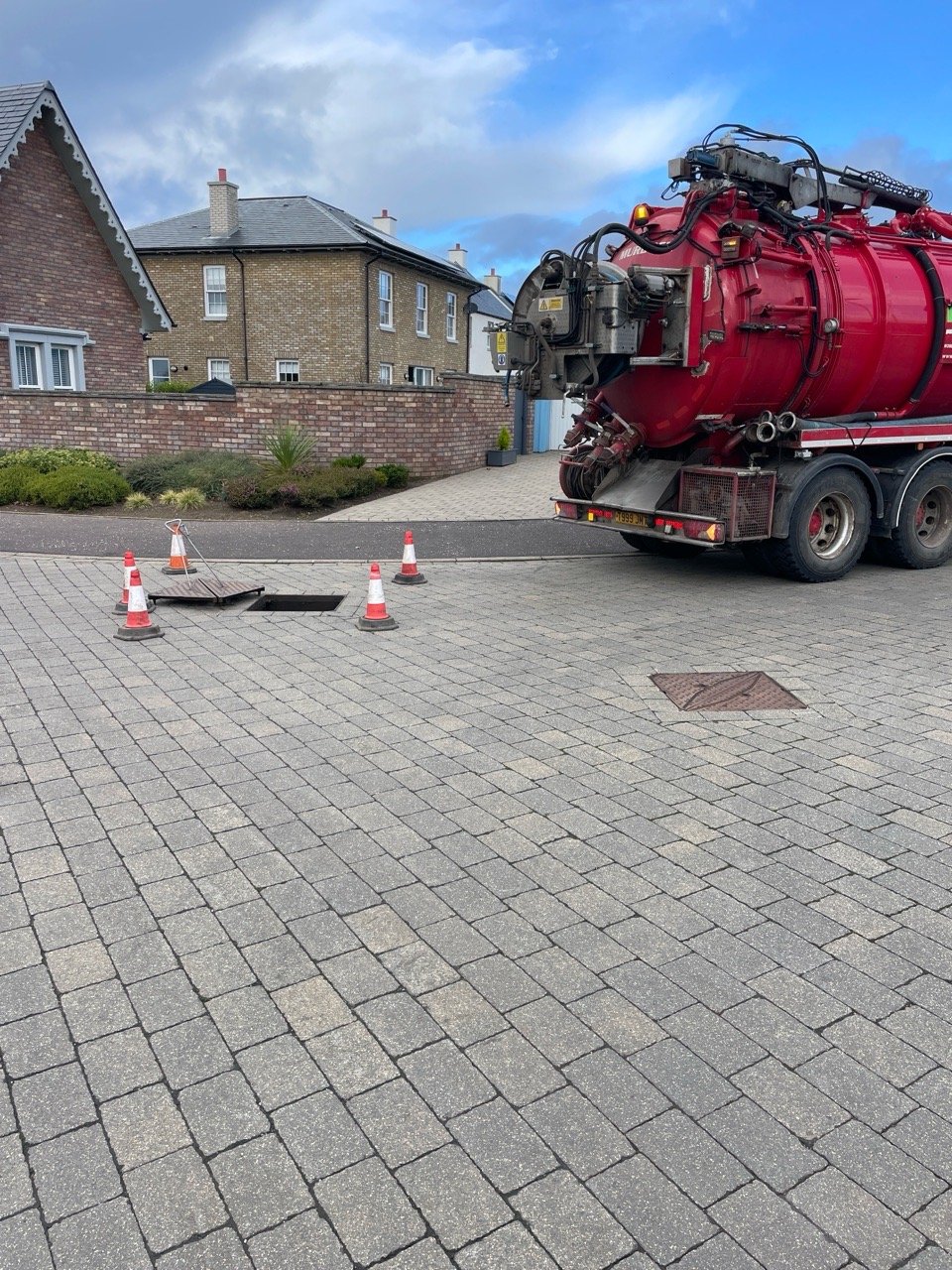 CCTV-drain-survey-tanker-Seamill-Ayrshire-Scottish-Water-approval