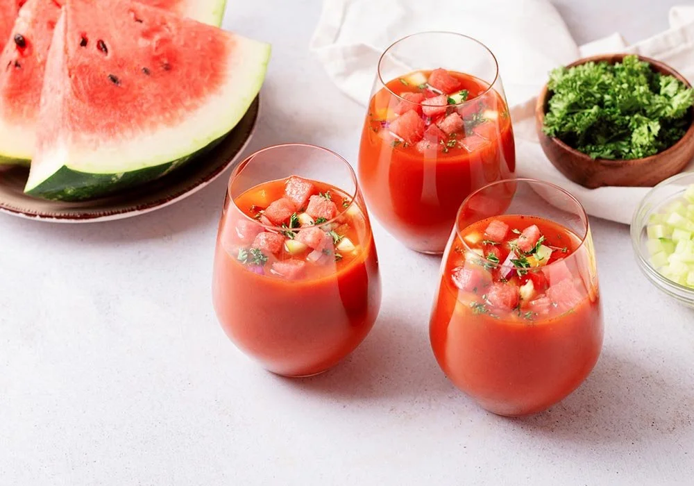 Gaspatxo de síndria: la recepta més refrescant de l’estiu